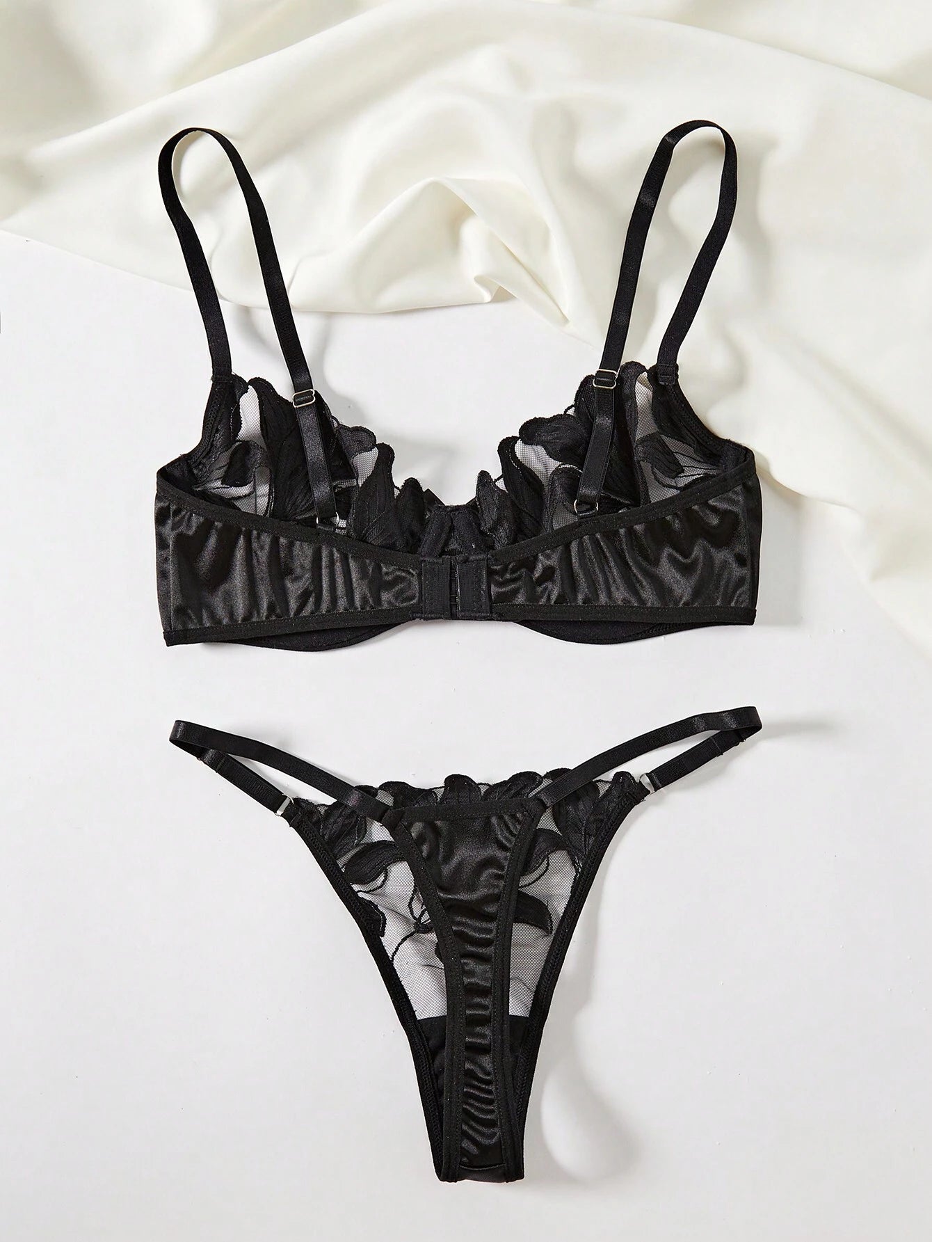 Women's Embroidered Mesh Patchwork Sexy Lingerie Set