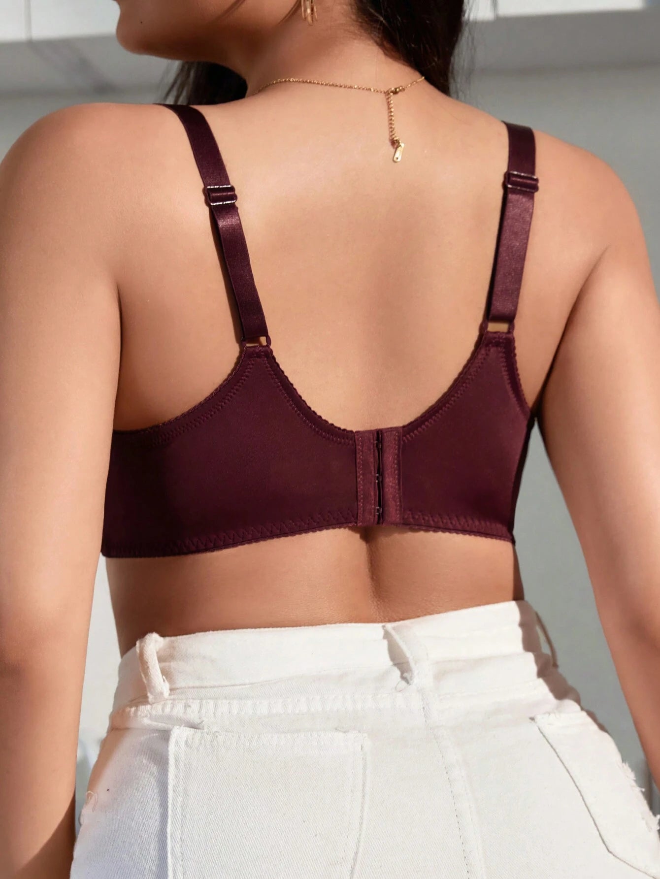 Comfortable And Elegant Plus Size Lace Splice Bralette