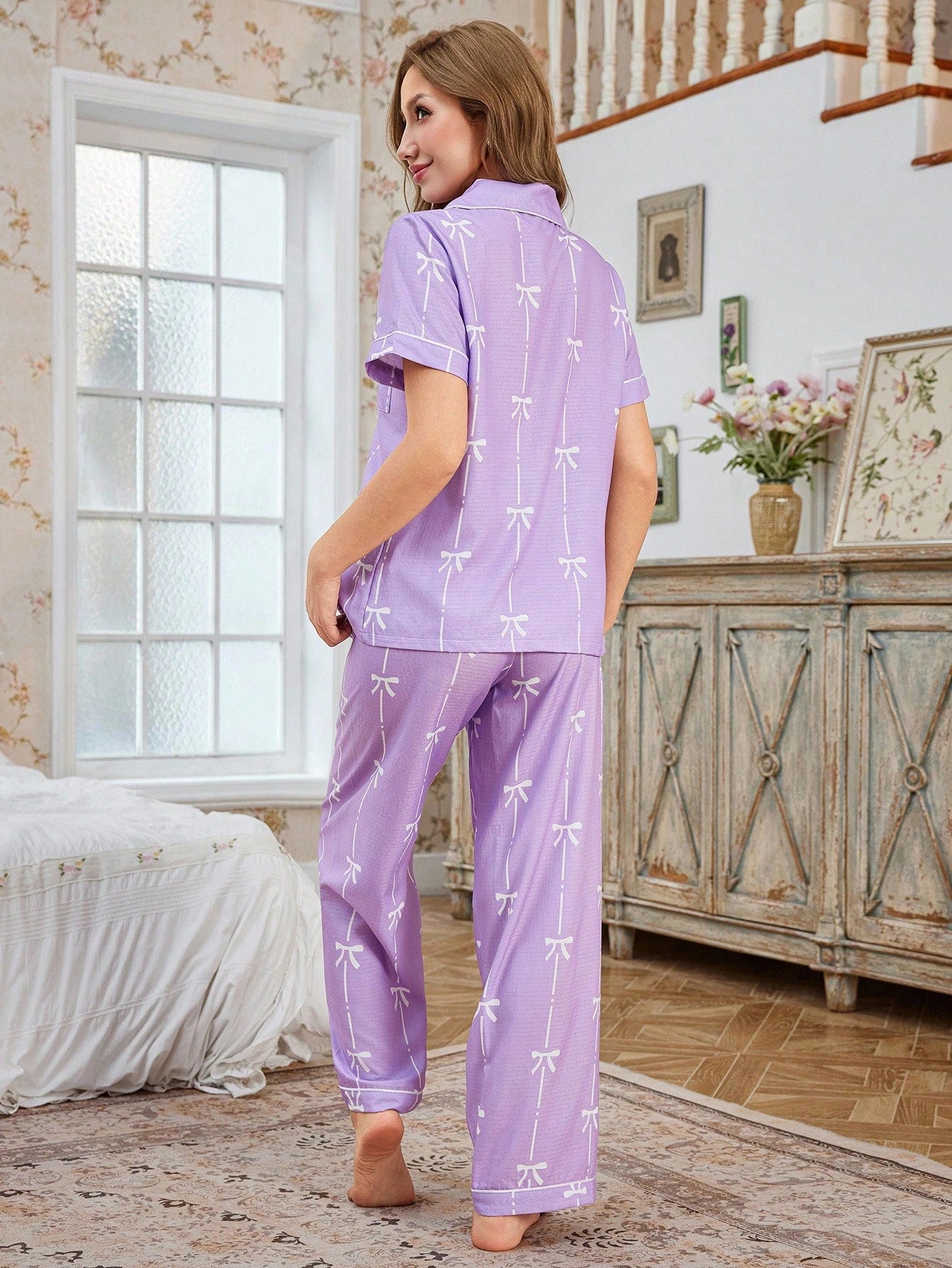 Contrast Trim Lapel Wrap Butterfly Print Short Sleeve Top And Pants Sleepwear Set