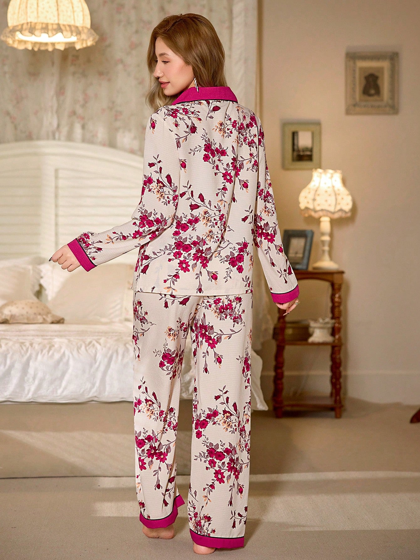 Collared Cropped Button-Up Floral Mixed Color Bubble Crepe Women Pajamas Set