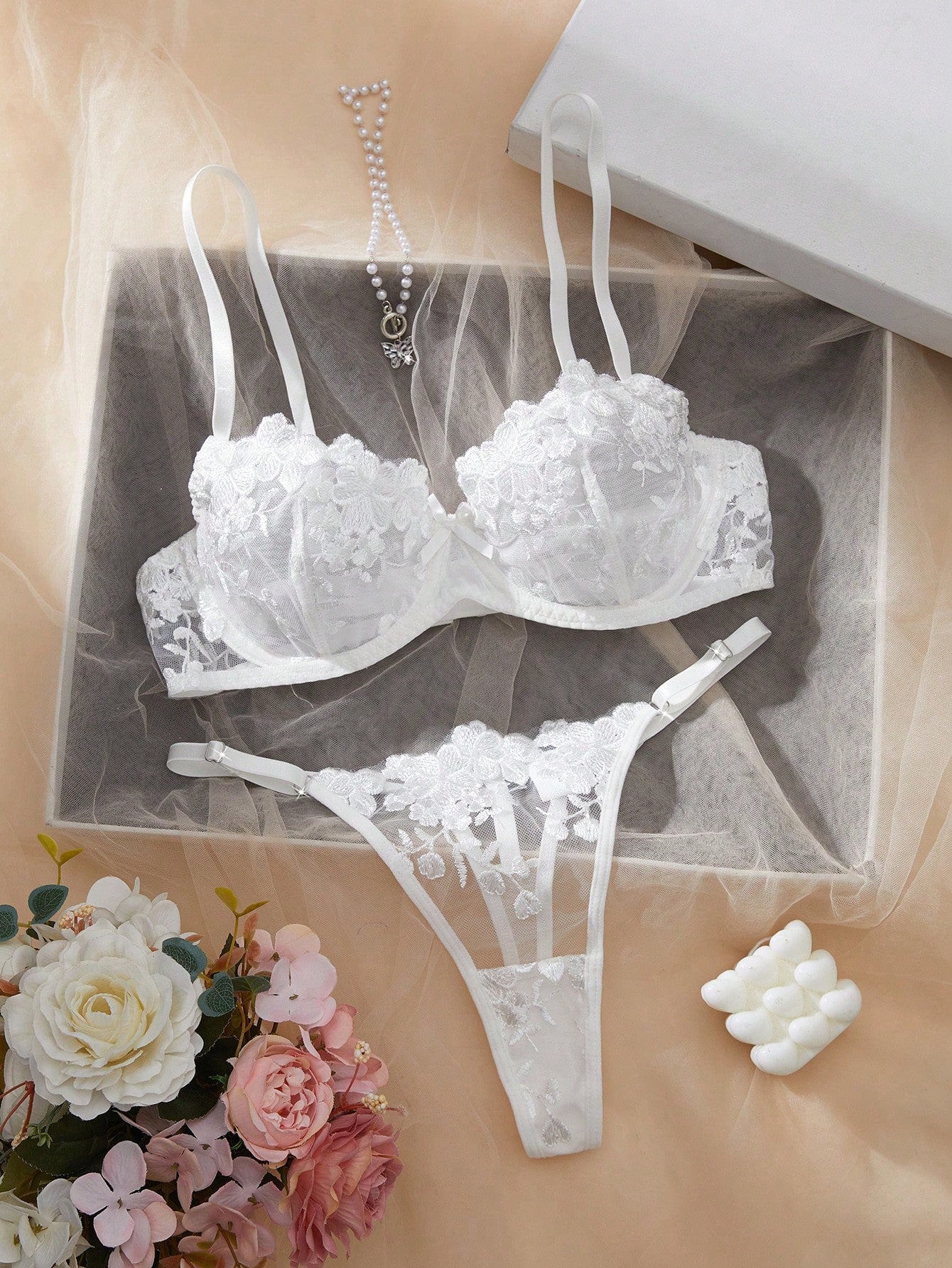 2pcs Mesh Embroidery Women's Lingerie Set White