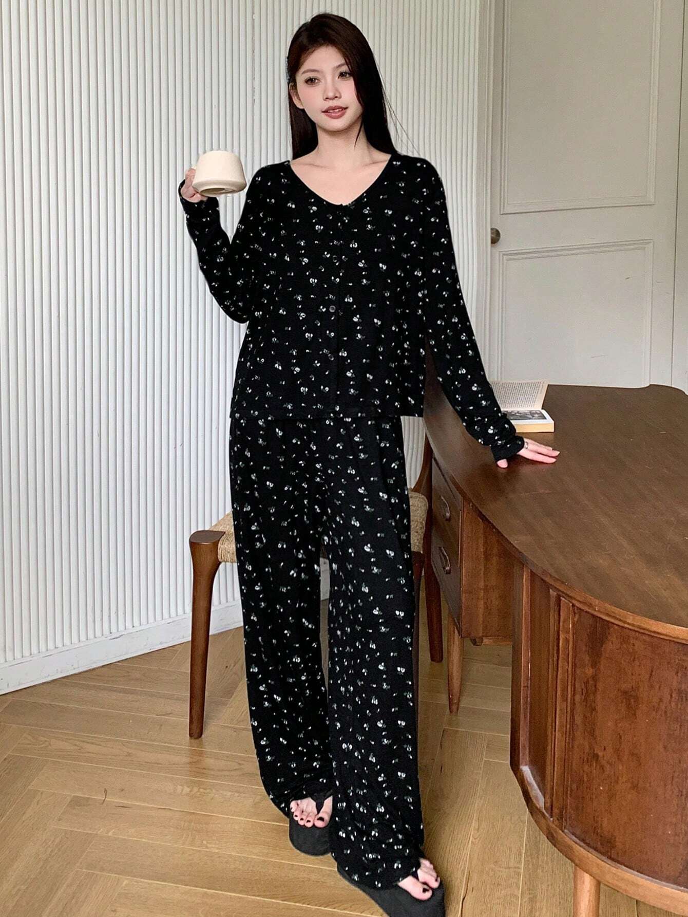 3pcs Ditsy Floral Camisole, Cardigan And Pants Sleepwear Set