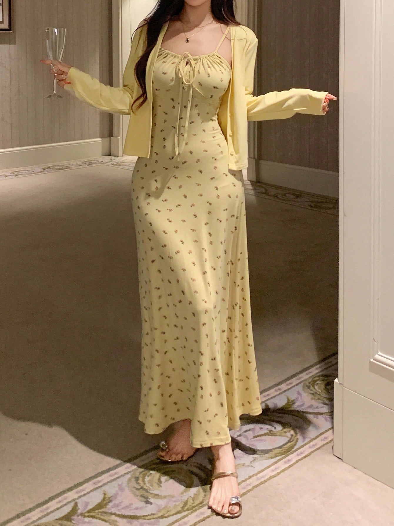 DAZY Solid Color Short Coat & Ditsy Floral Fitted Long Camisole Nightgown