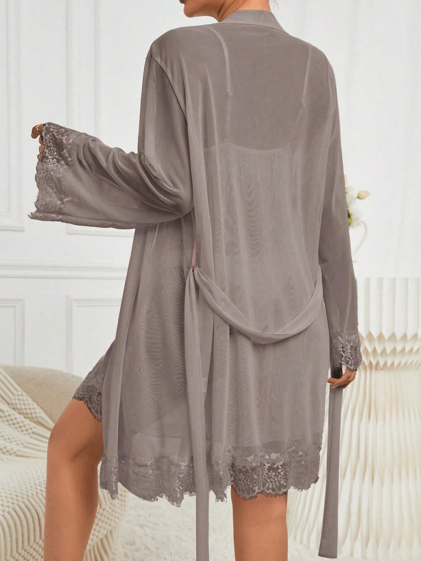 Women's Solid Color Lace Trim Robe And Camisole Sleepwear Set