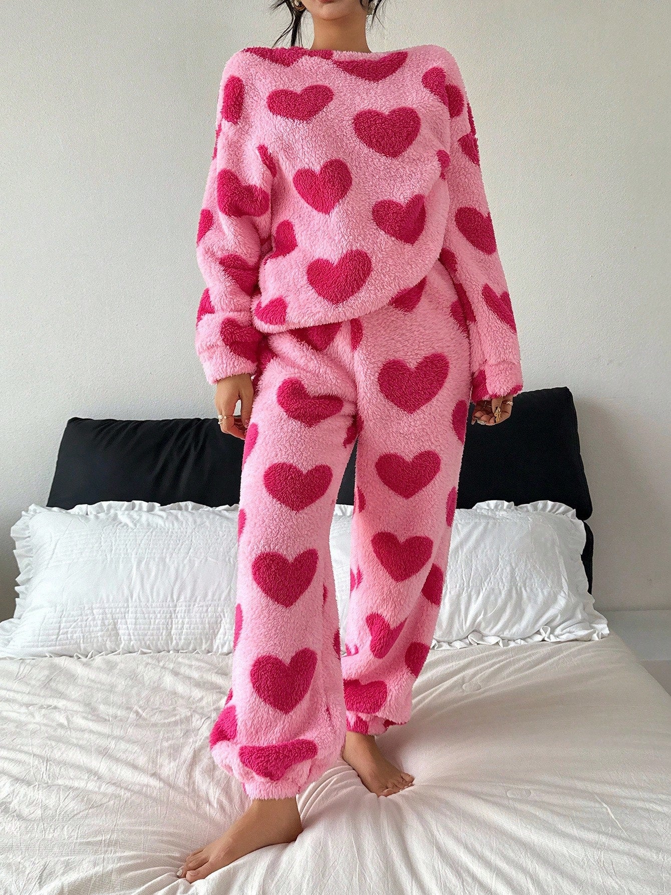 Cute Heart Pattern Thickened Fleece Pajama Set With Long Sleeve