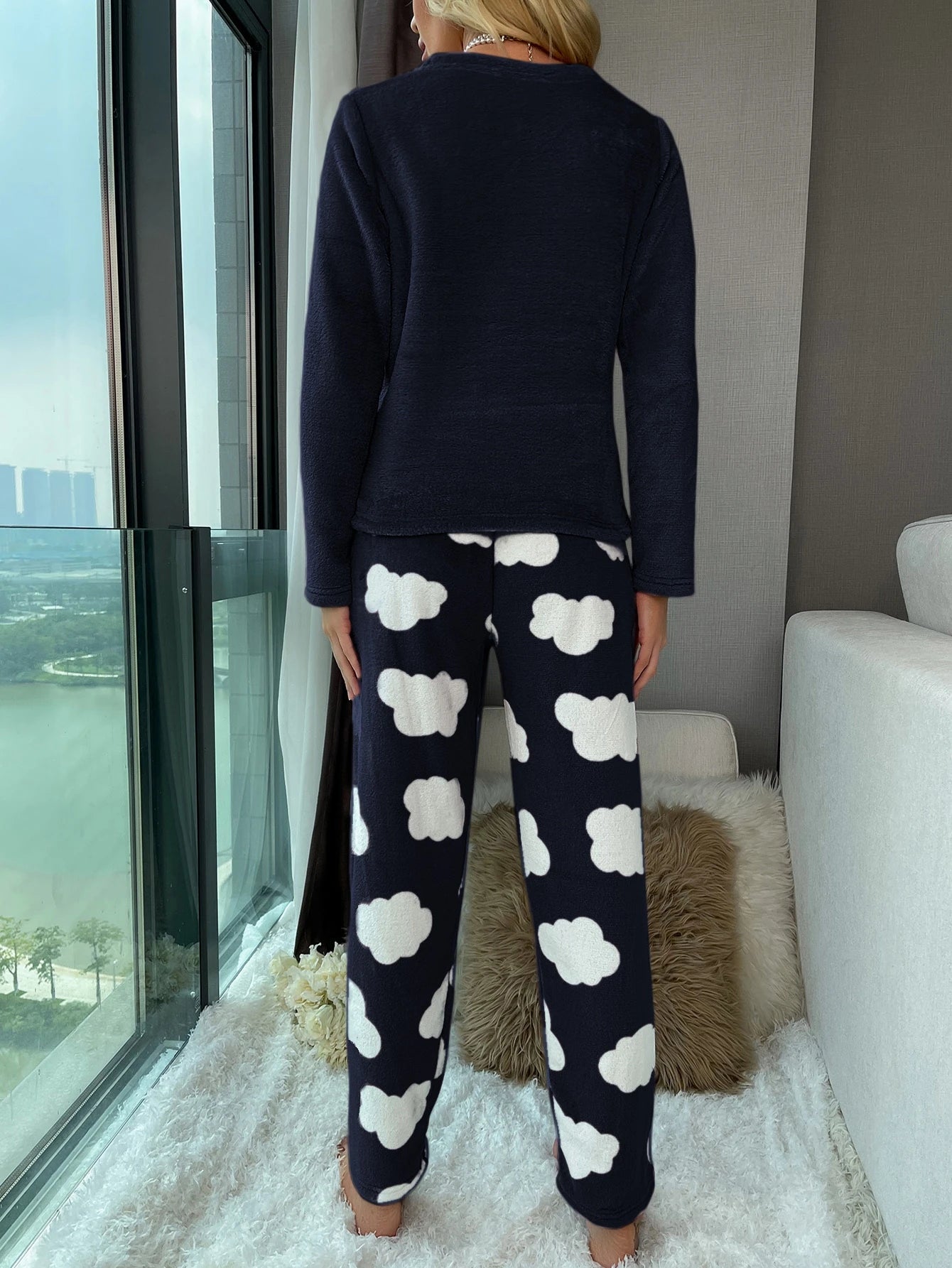 Eyelash Embroidery Flannel Long Sleeve Top And Pants Fluffy Pajama Set