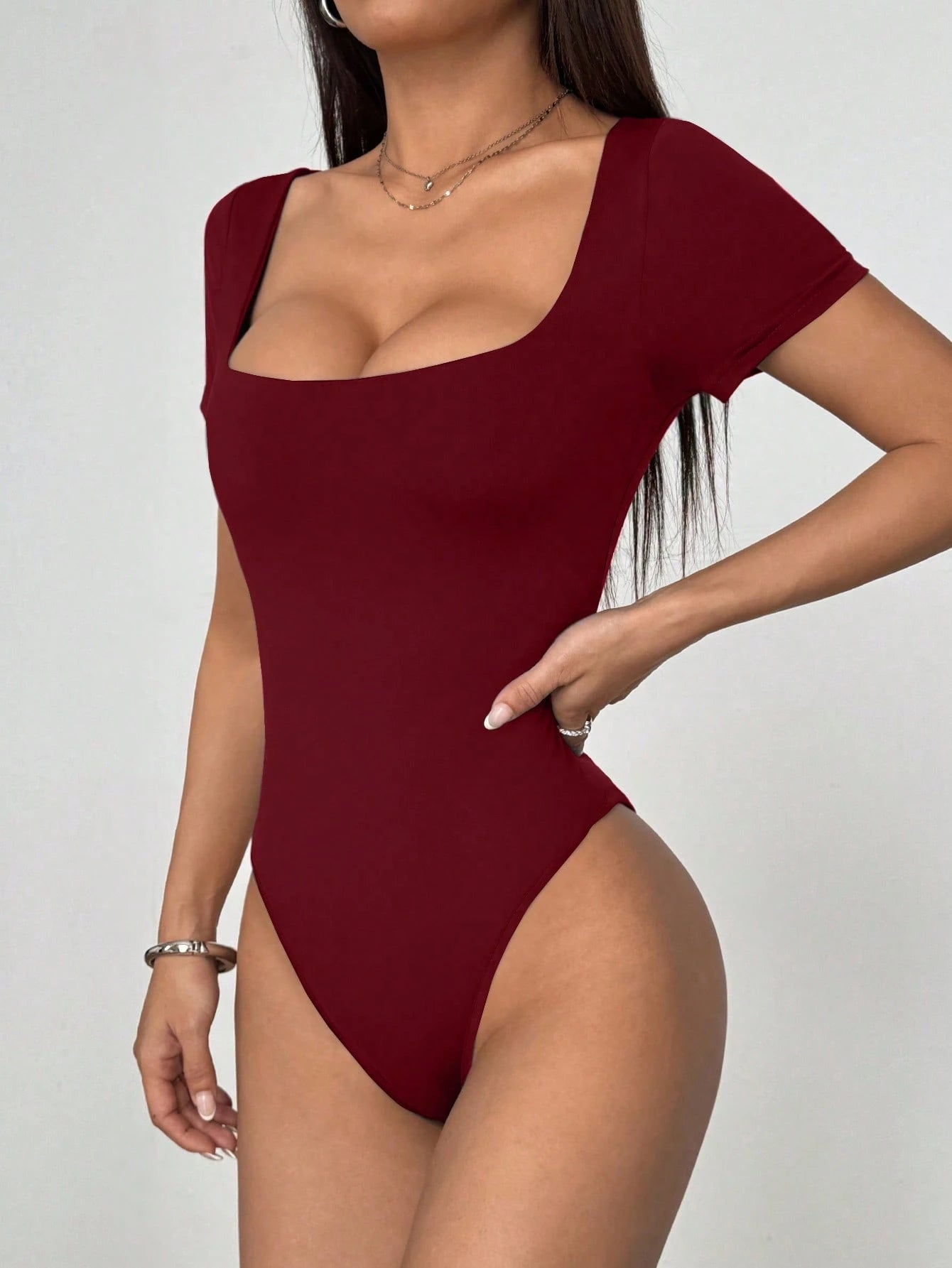 Women's Solid Color Slim Fit Simplistic Square Neck Short Sleeve Bodysuit