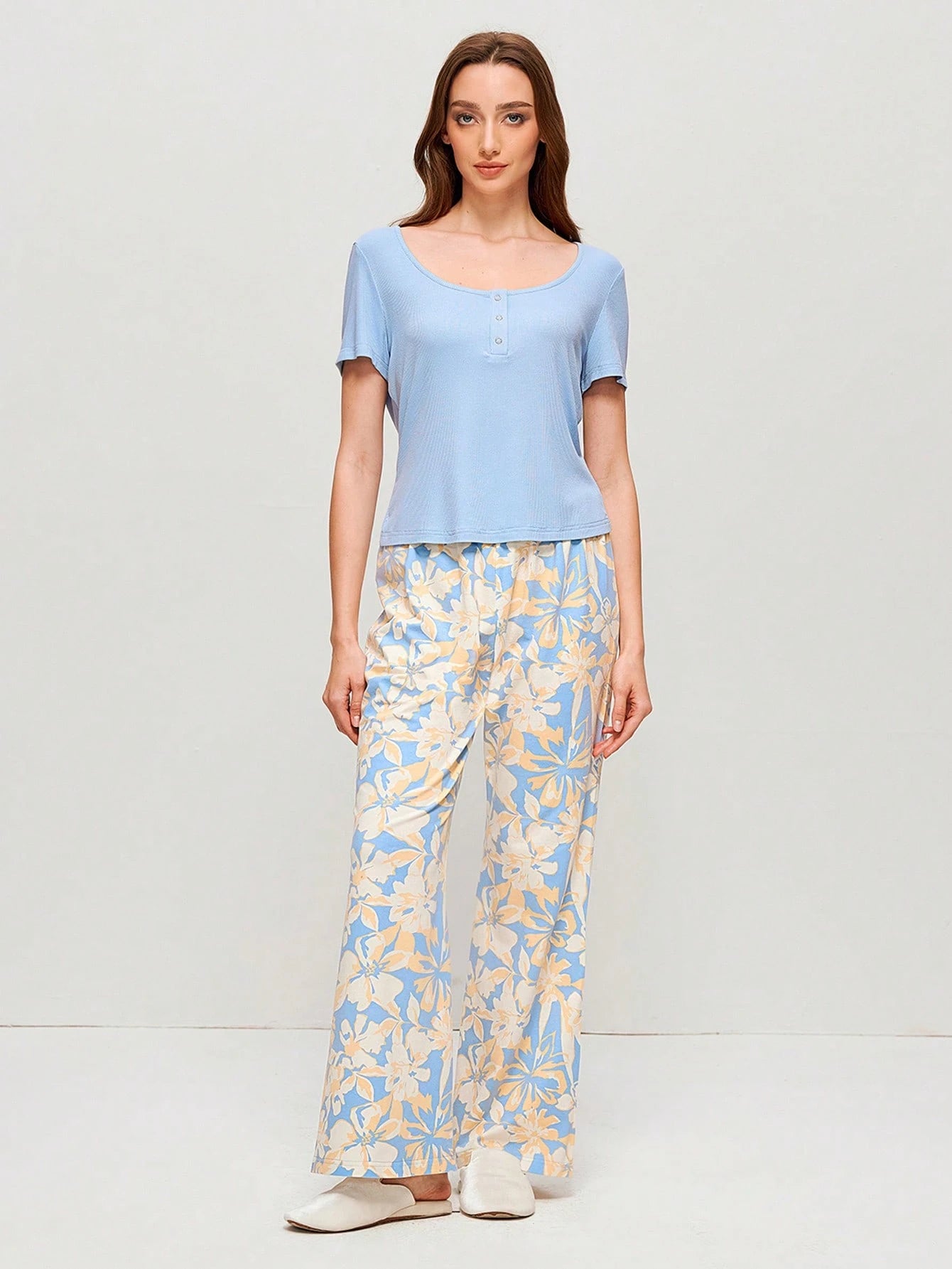 Basic Henley T-Shirt & Patterned Pants