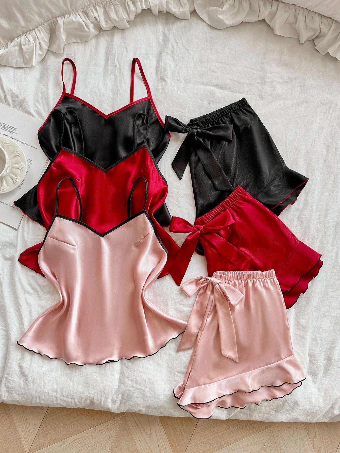 3pcs Contrast Color Ruffle Trim Faux Silk Pajama Set