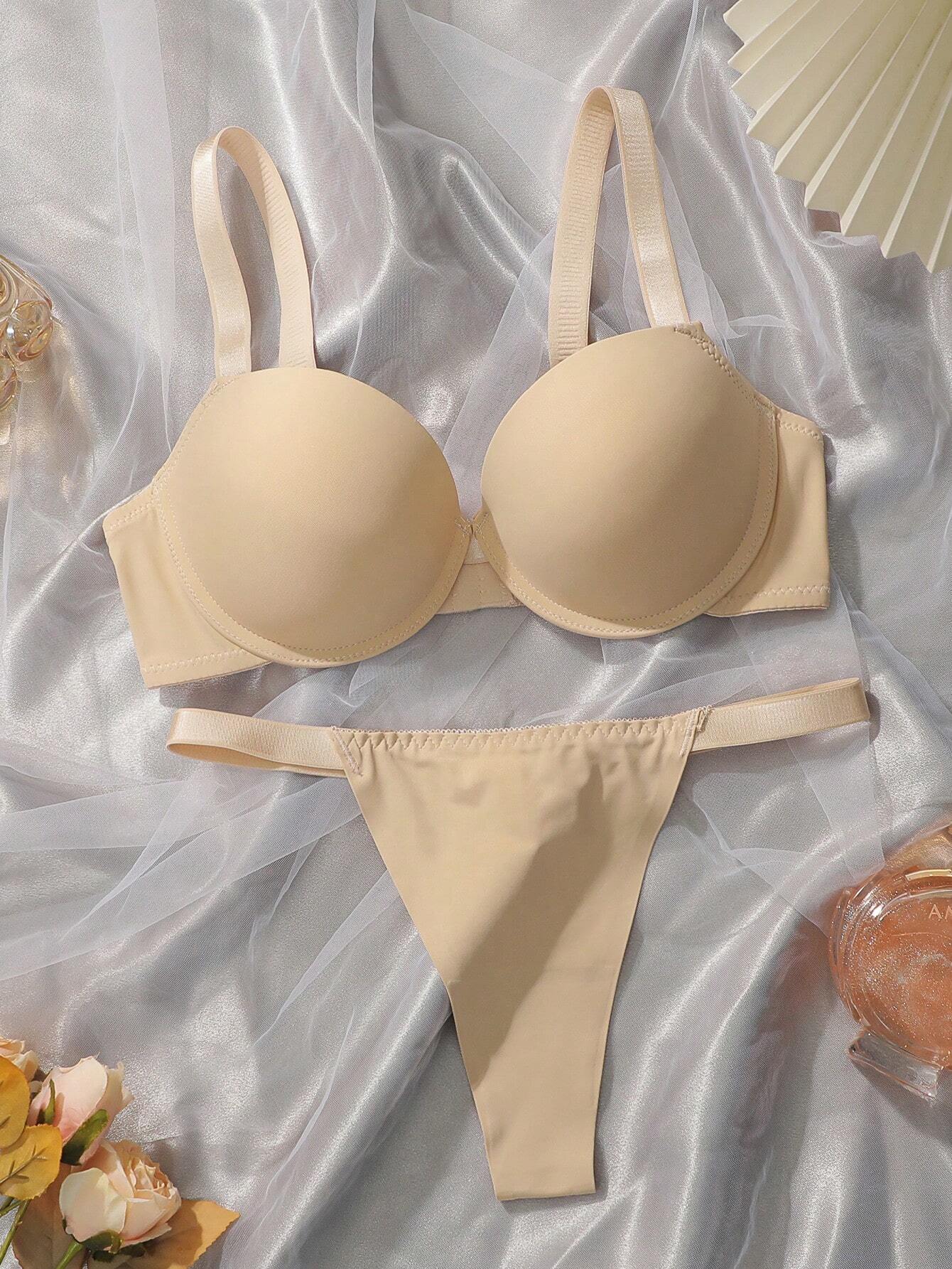 Simple Letter Pattern Underwire Bra And G-String Set