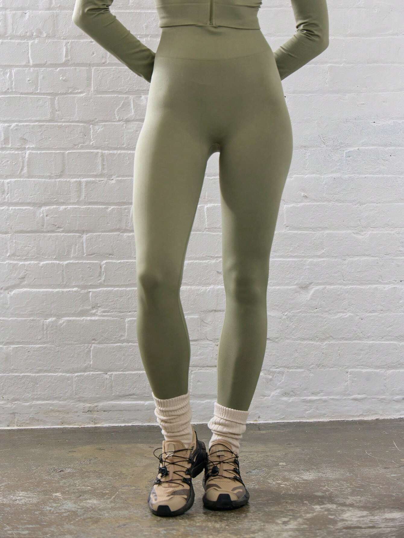 Musera Sport Ribbed Waist Contour Workout Set