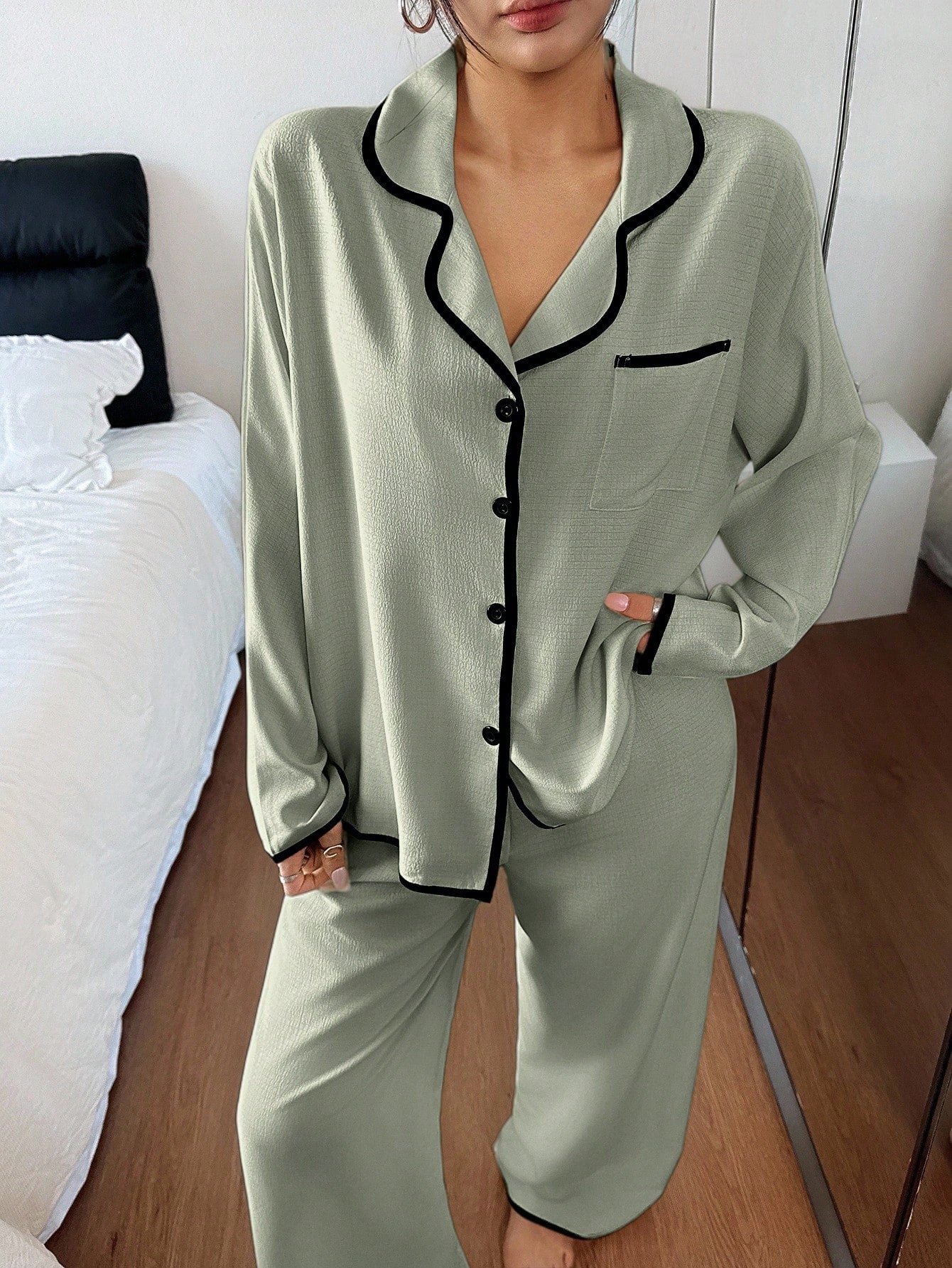 Contrast Trim Lapel Loose Long Sleeve Pajama Set