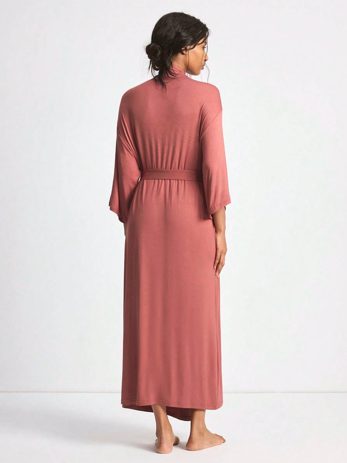 Comfortable & Smooth 3/4 Sleeve Loose Lounge Robe