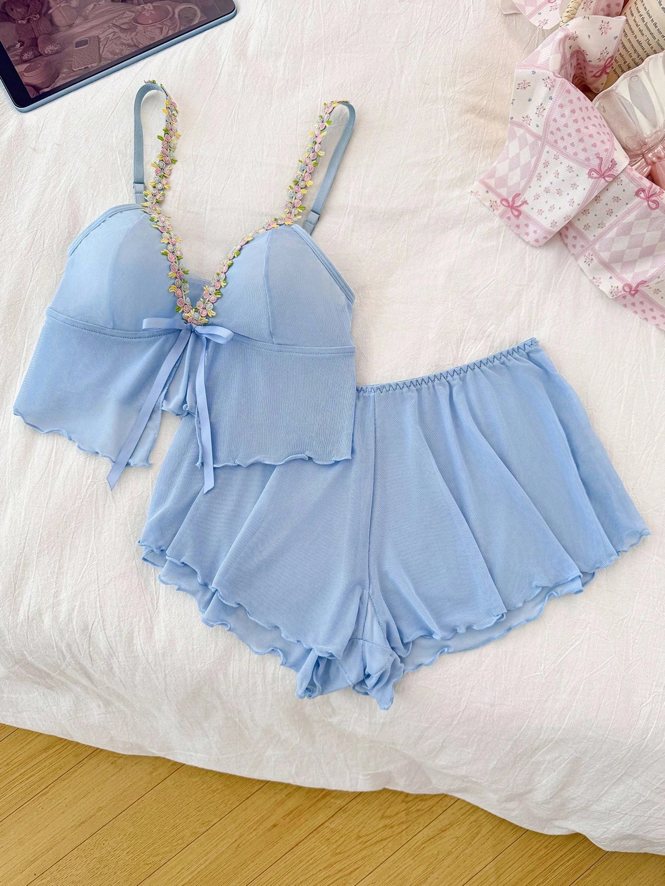 2pcs Set Women's Floral Embroidery Decor Mesh Lingerie Set