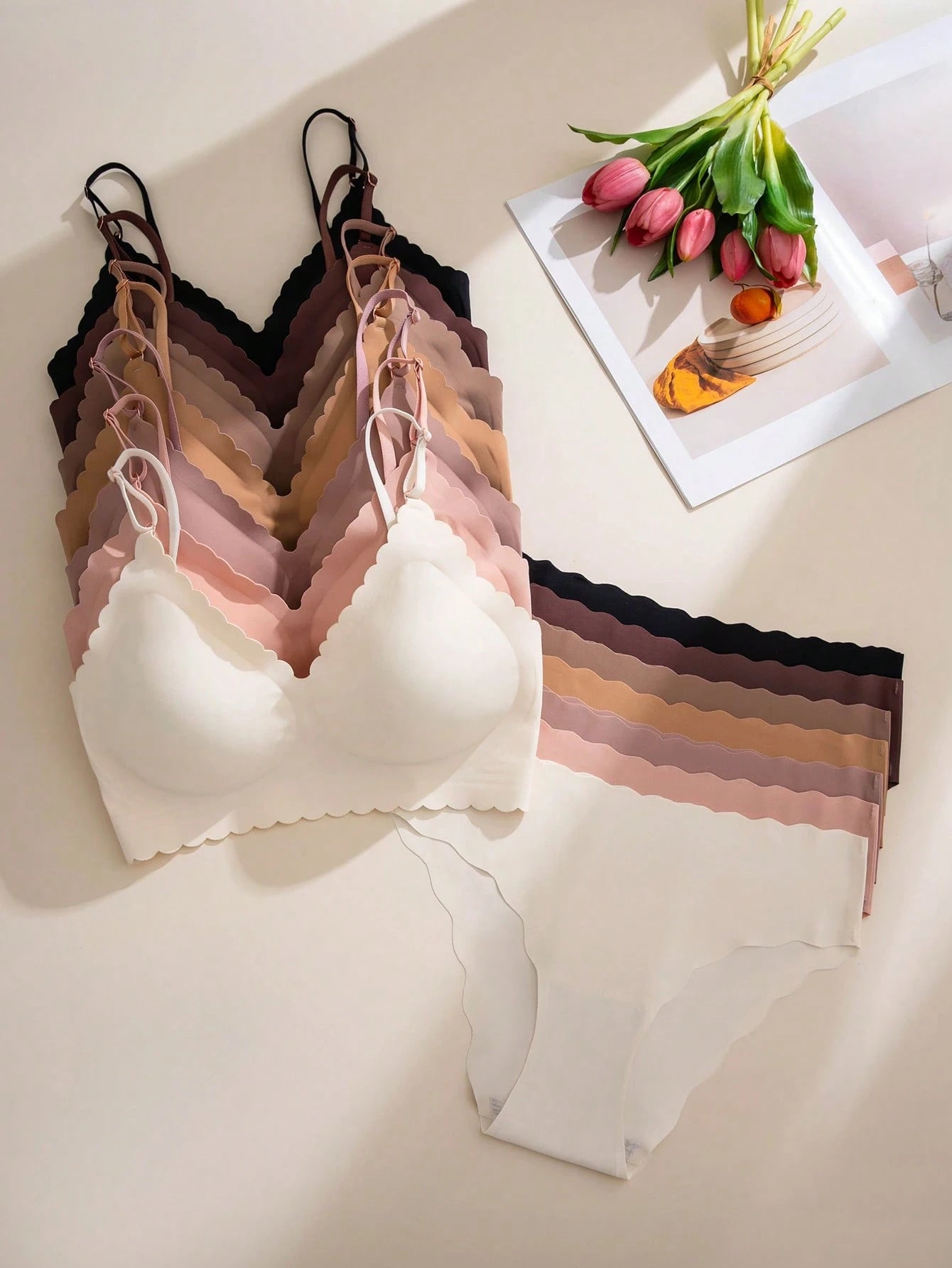 14pcs Comfortable Seamless Lingerie Set With Wavy Hem