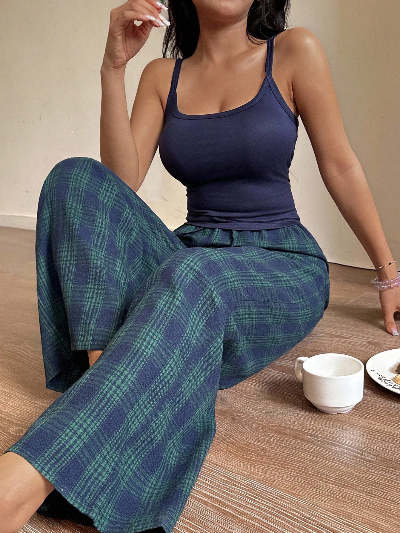 Women Casual Backless Contrast Lace Slim Spaghetti Strap Plaid Pants Pajama Set