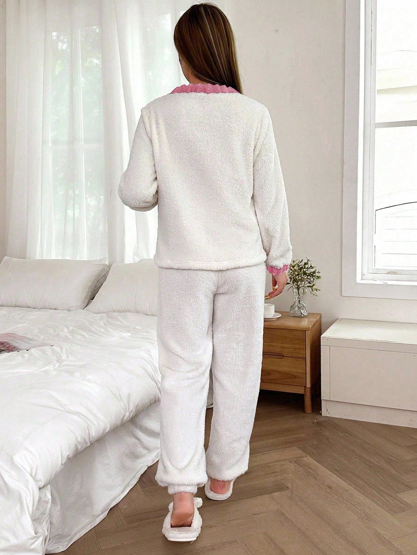 Pocket Bowknot Tulip Embroidery Contrast Trim Long Sleeve Top & Pants Fluffy Pajama Set
