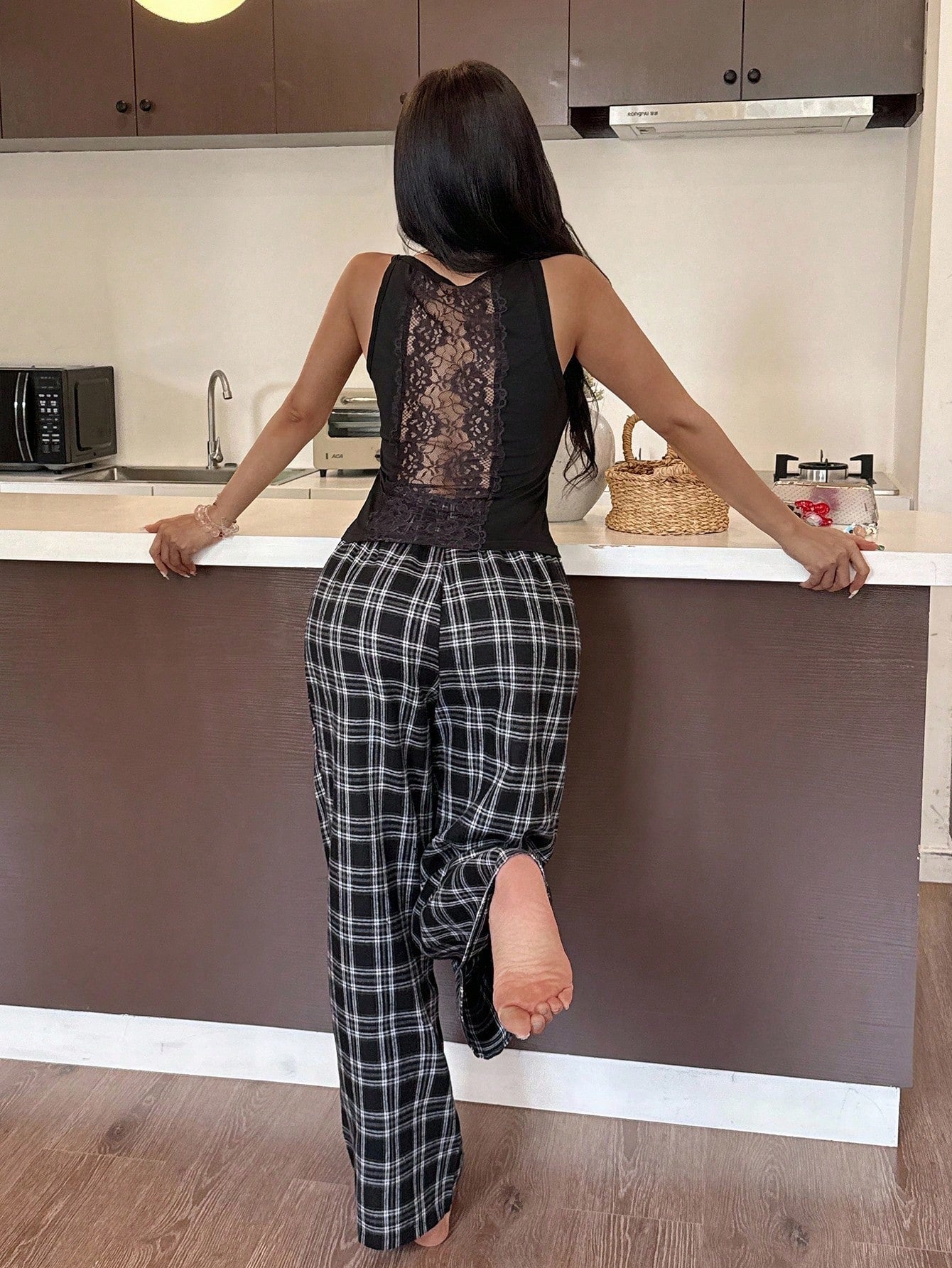 Women Casual Backless Contrast Lace Slim Spaghetti Strap Plaid Pants Pajama Set