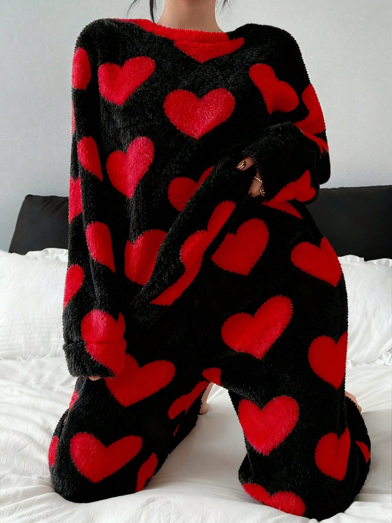 Cute Heart Pattern Thickened Fleece Pajama Set With Long Sleeve
