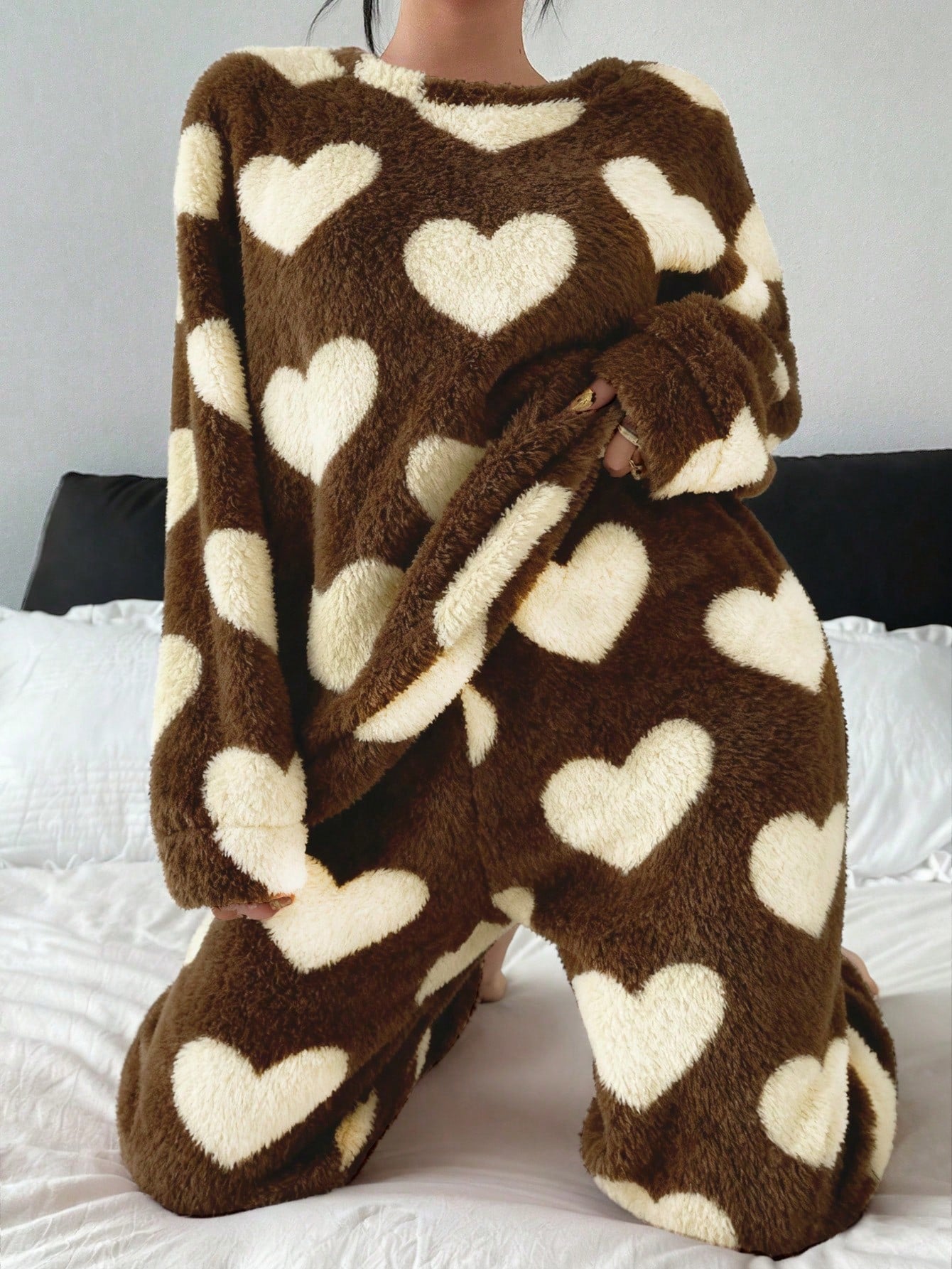 Cute Heart Pattern Thickened Fleece Pajama Set With Long Sleeve