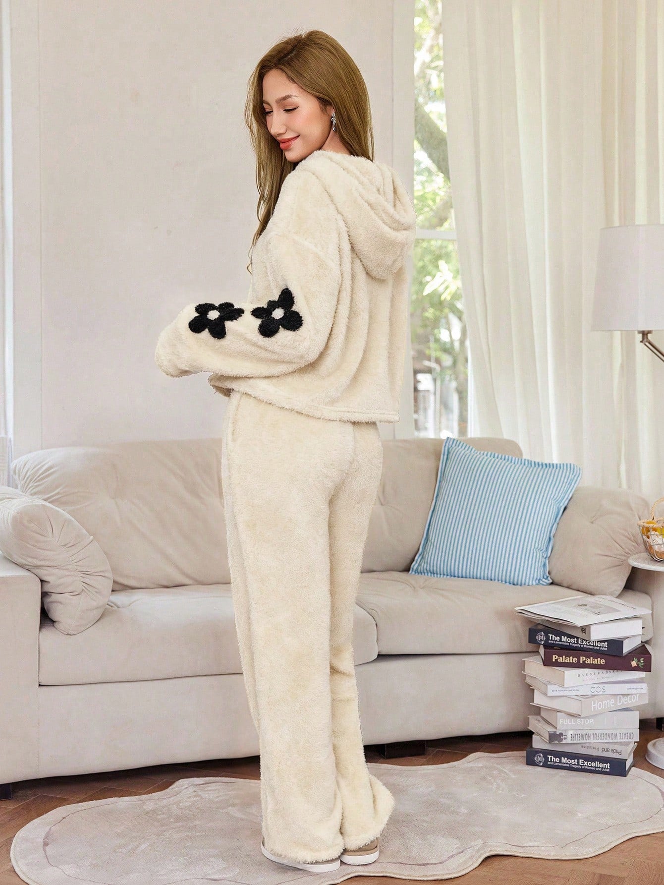 Women's Plush Floral Embroidered Hooded Long Sleeve Top & Pants Pajama Set