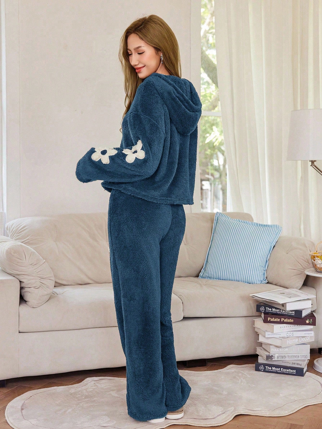 Women's Plush Floral Embroidered Hooded Long Sleeve Top & Pants Pajama Set