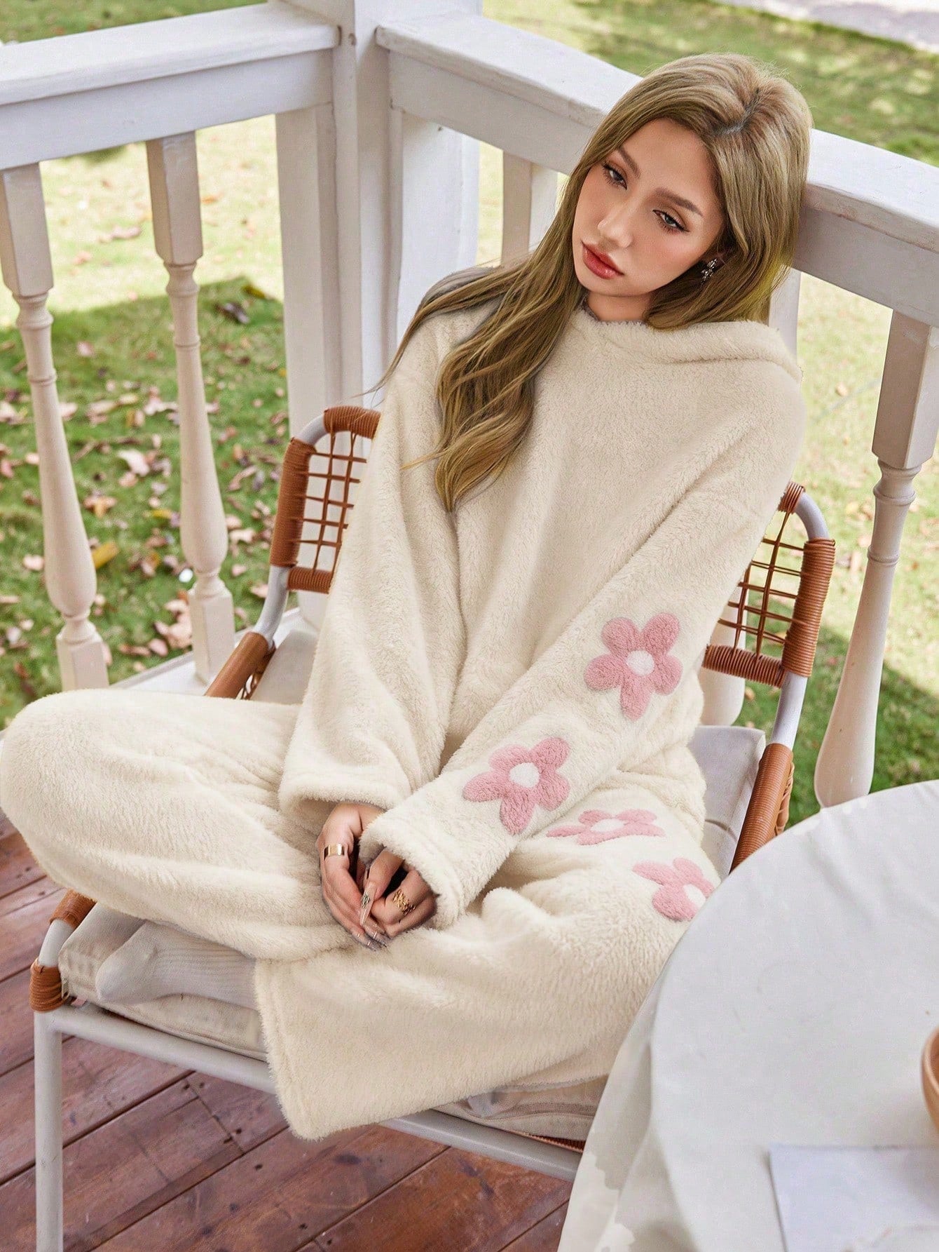 Women's Plush Floral Embroidered Hooded Long Sleeve Top & Pants Pajama Set