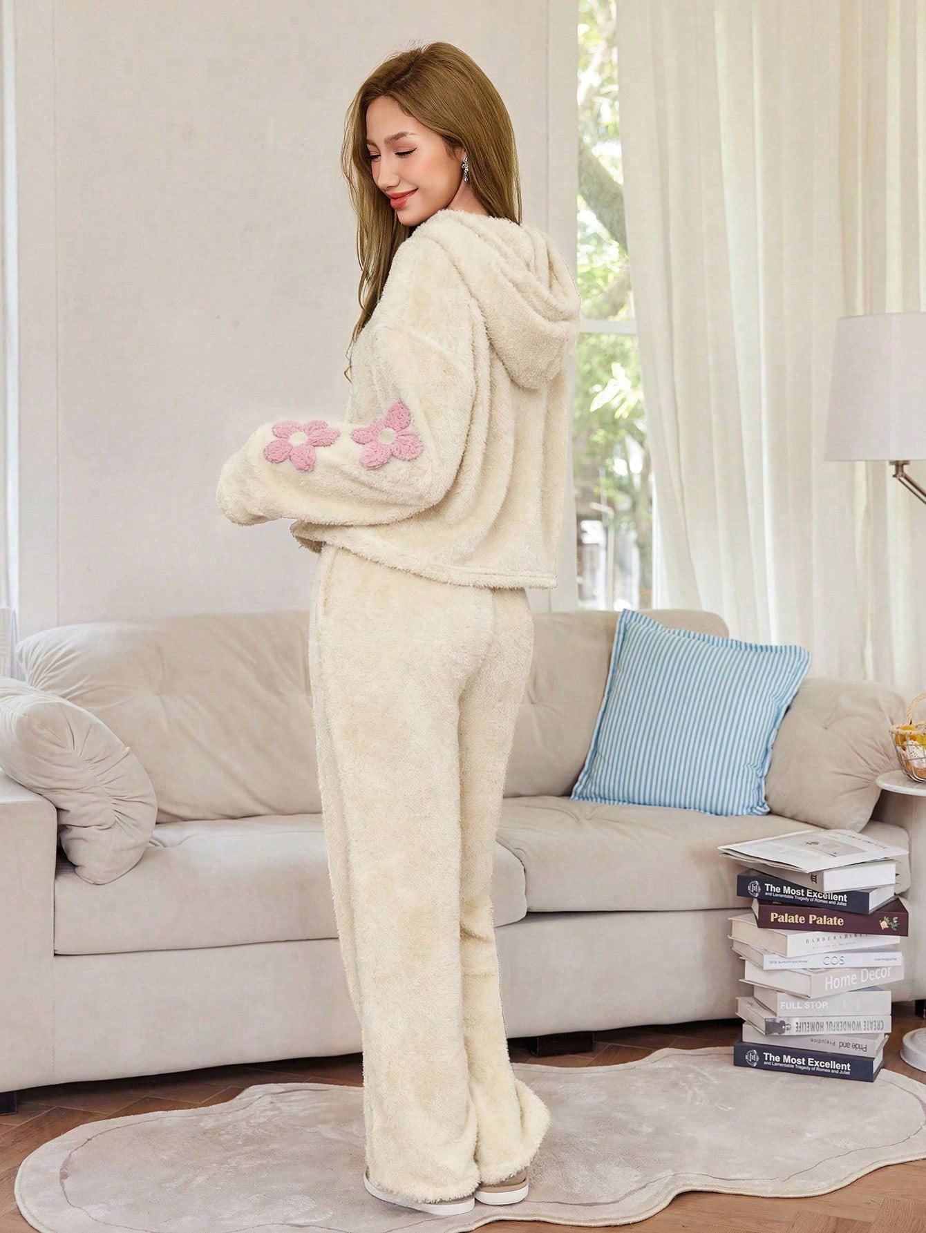 Women's Plush Floral Embroidered Hooded Long Sleeve Top & Pants Pajama Set