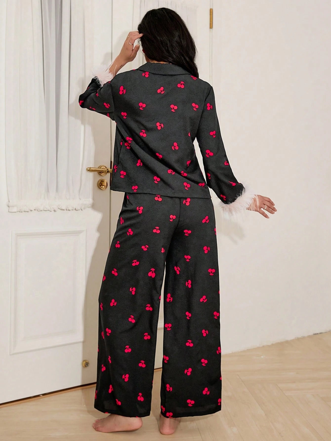 SweetSlumber Cute Heart Pattern Fluffy Lace Bow Decor Women Sleepwear Set