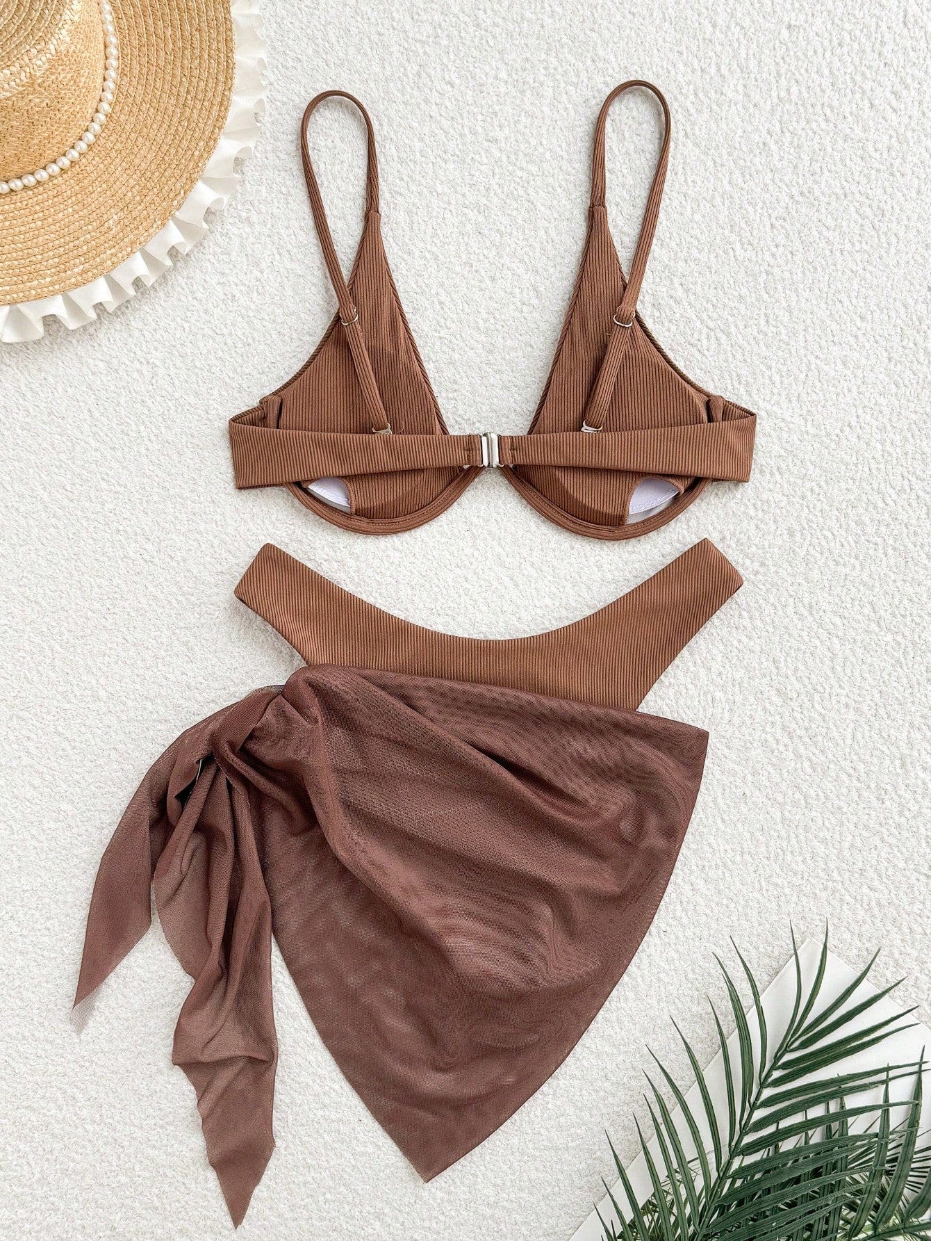 Women's Solid Color Halter Neck Simple Spaghetti Strap Bikini Swimsuit Set