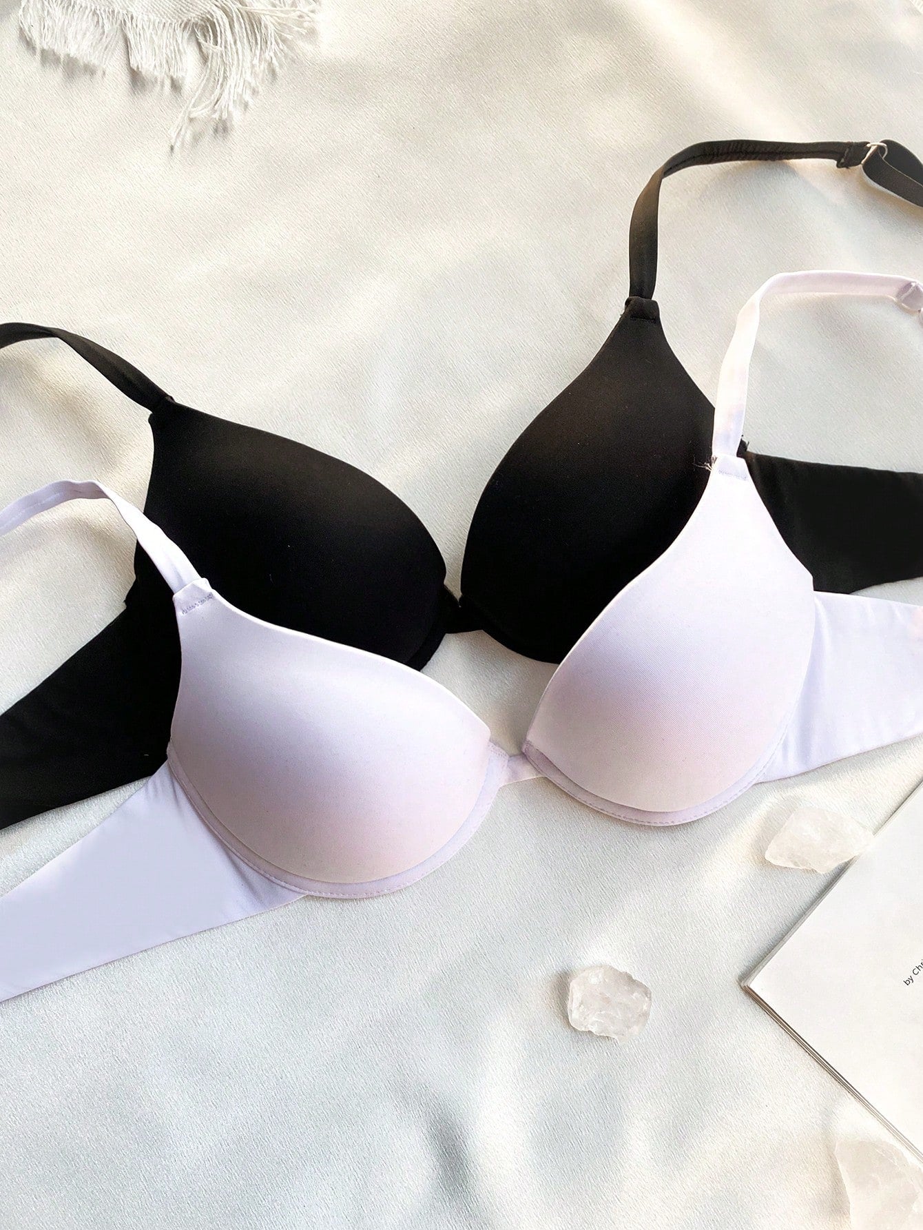 2pcs Women's Minimalist Solid Color Wire-Free Bras
