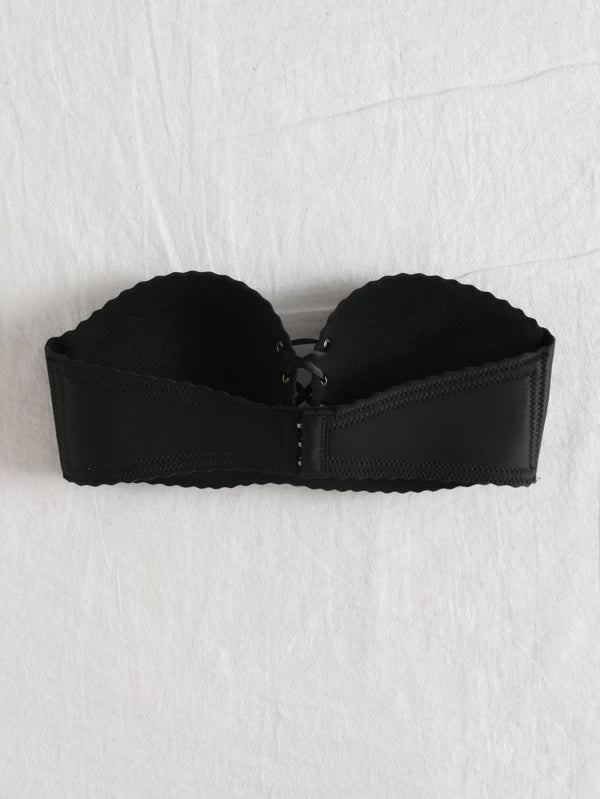 Scalloped Lace-Up Strapless Bra
