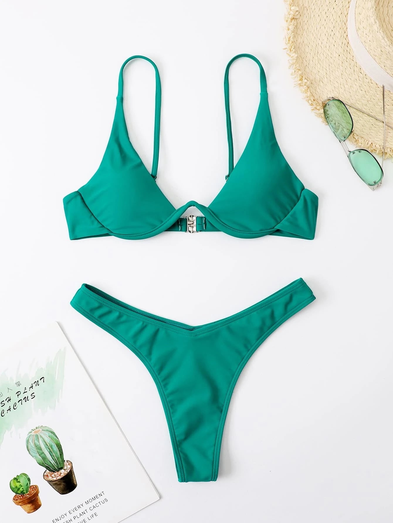 Solid Underwire Bikini Swimsuit Green