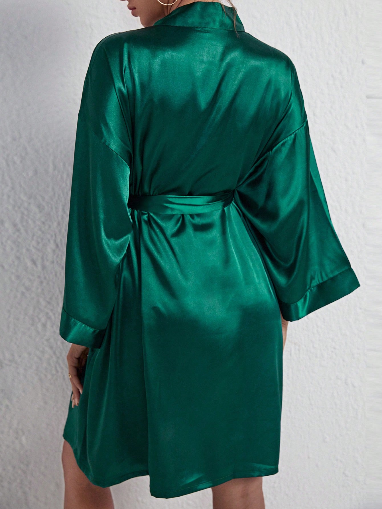 Lip Print Belted Satin Robe