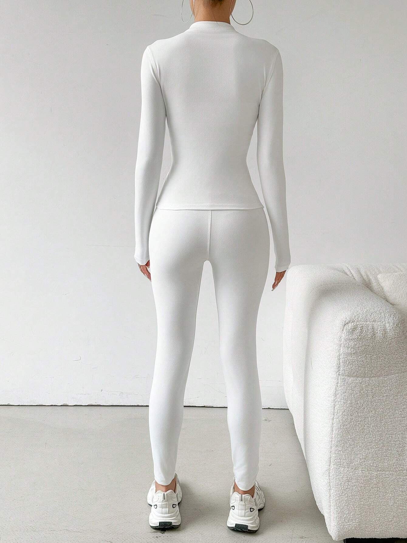 EZwear Black Two Piece Set Sportswear Zip Up Jacket &amp; Leggings