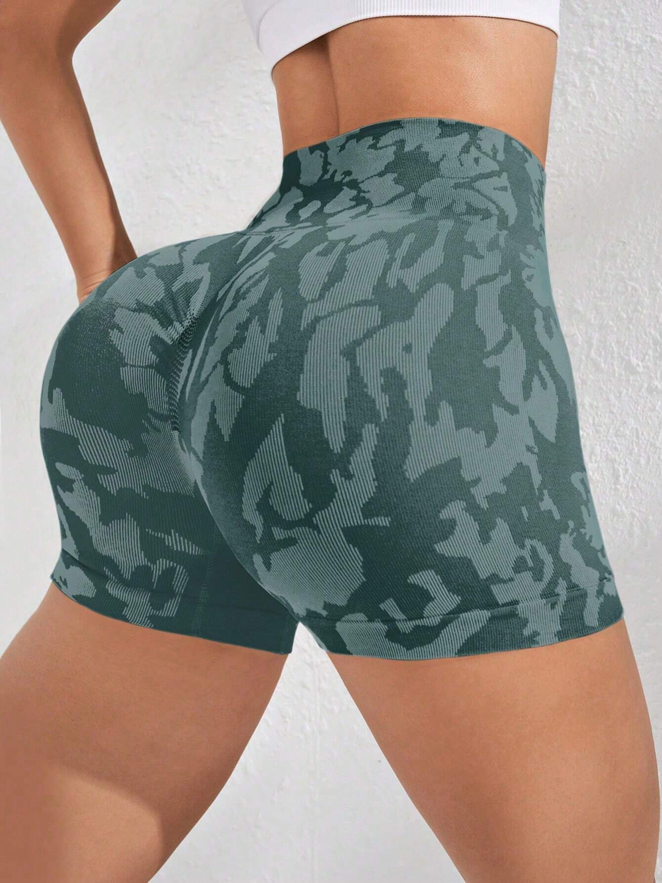 Yoga Trendy Camo Print Wideband Waist Sports Shorts Blue Shorts