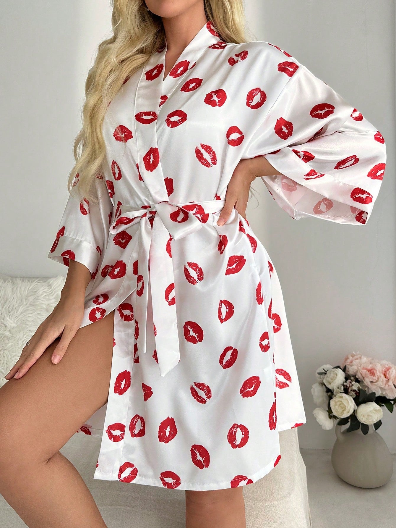 Lip Print Belted Satin Robe