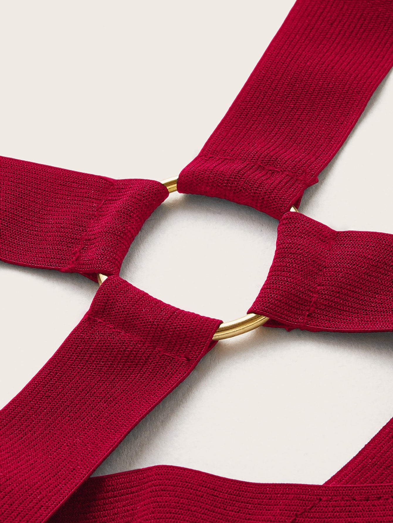 Plus O-ring Cut Out Chain Detail Underwire Lingerie Set