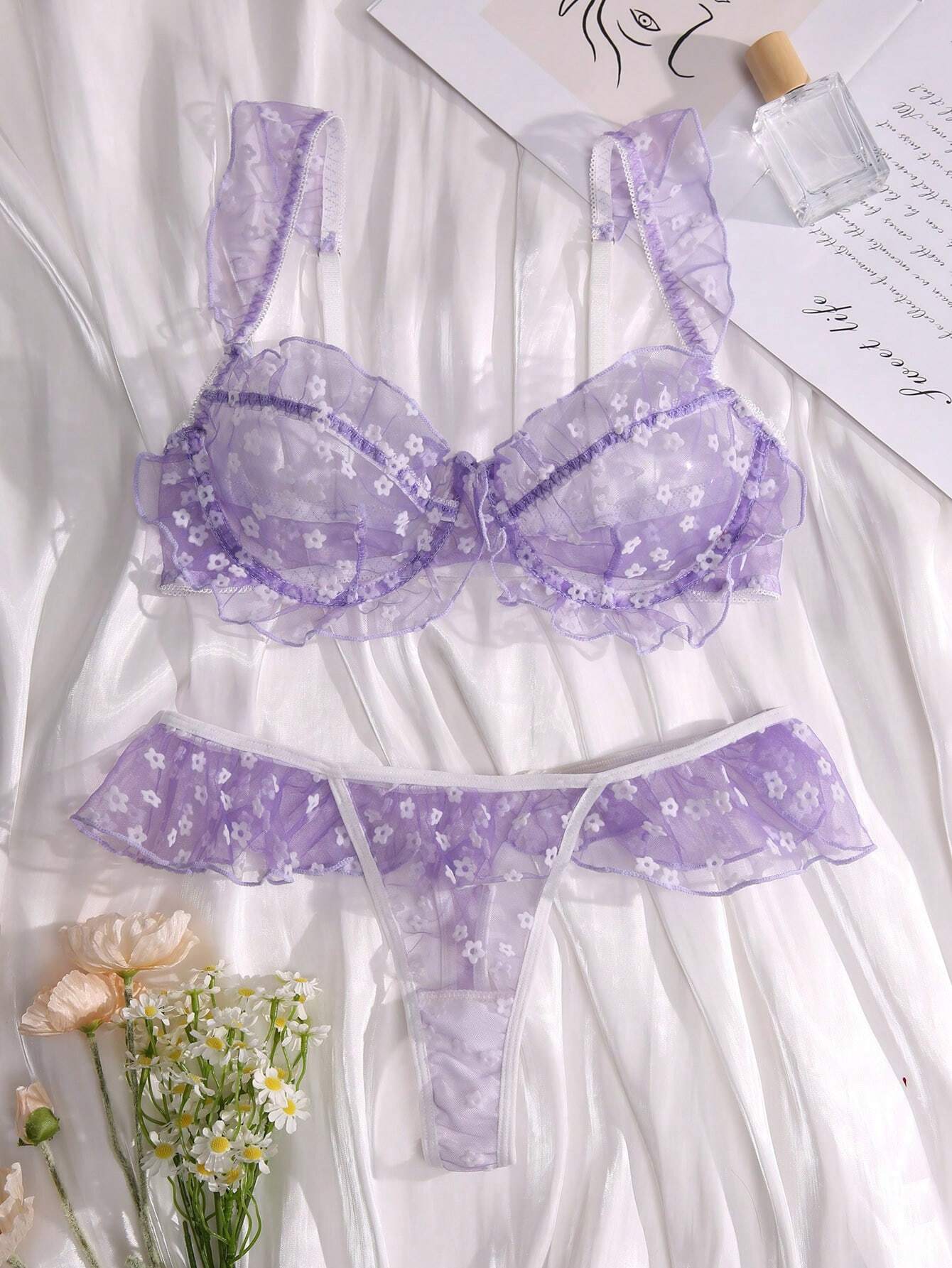 Floral Pattern Mesh Underwire Lingerie Set