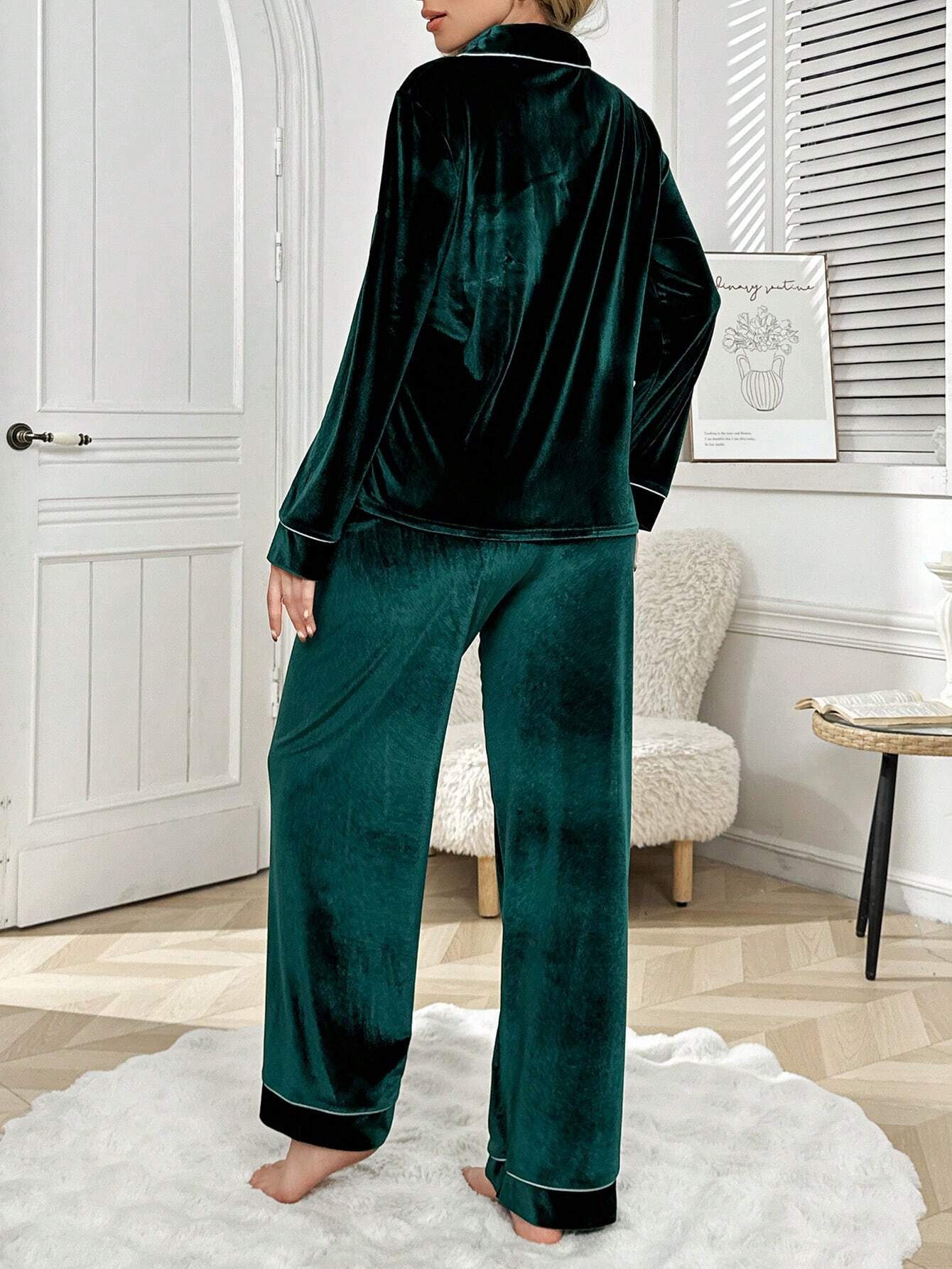Contrast Color Trim Pocket Long Sleeve &amp; Pants Velvet Pajama Set