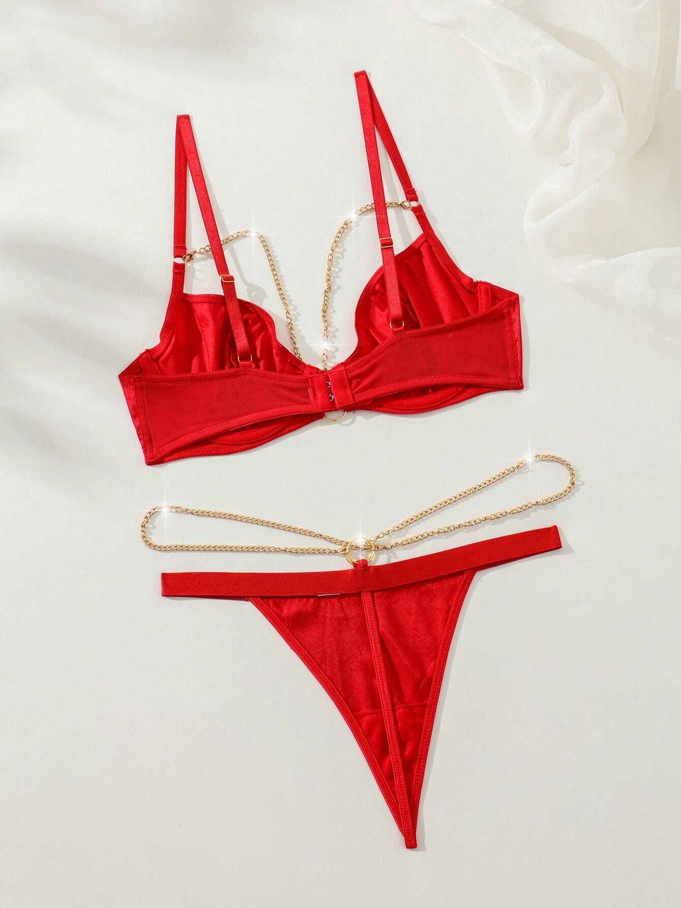 Ladies' Metal Chain Decorated Bra &amp; Panty Lingerie Set