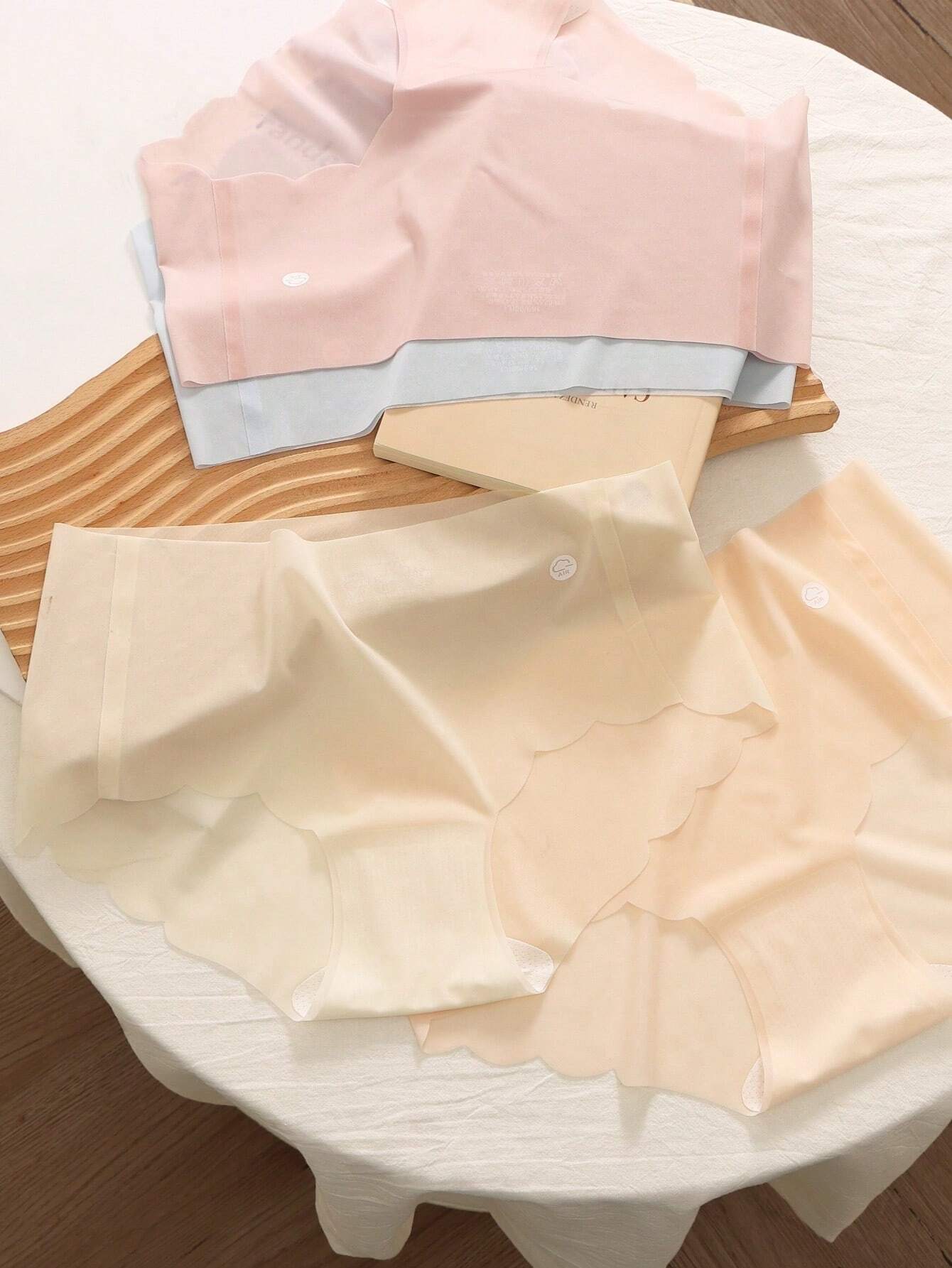 5pcs/Pack Ultra-Thin Ice Silk Seamless Women Panties