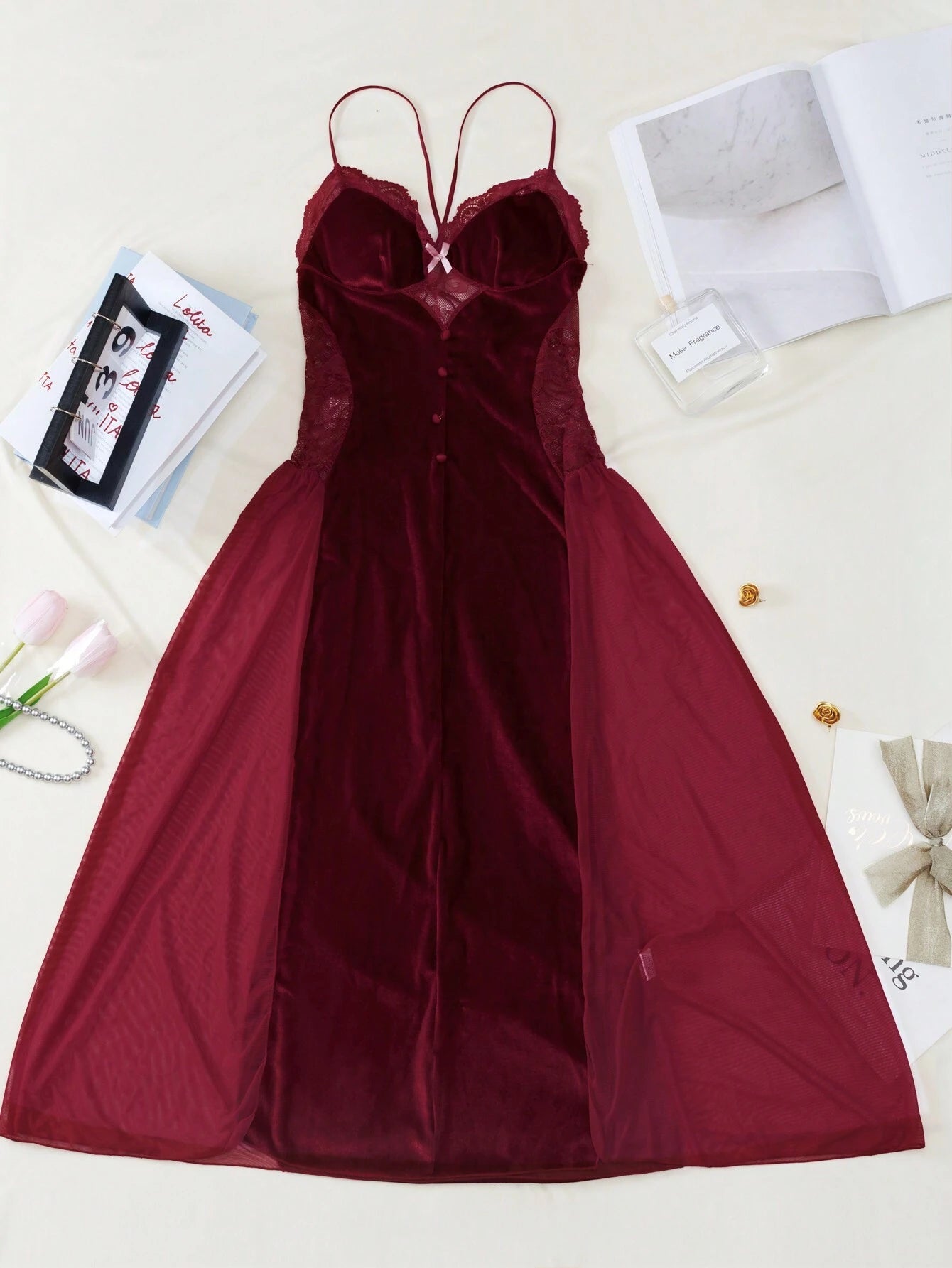 Sexy Lingerie Lace &amp; Mesh &amp; Velvet Patchwork Bow Detail Bowknot Design False Button High Slit With Removable Padding Open Back Strap Nightgown Dress