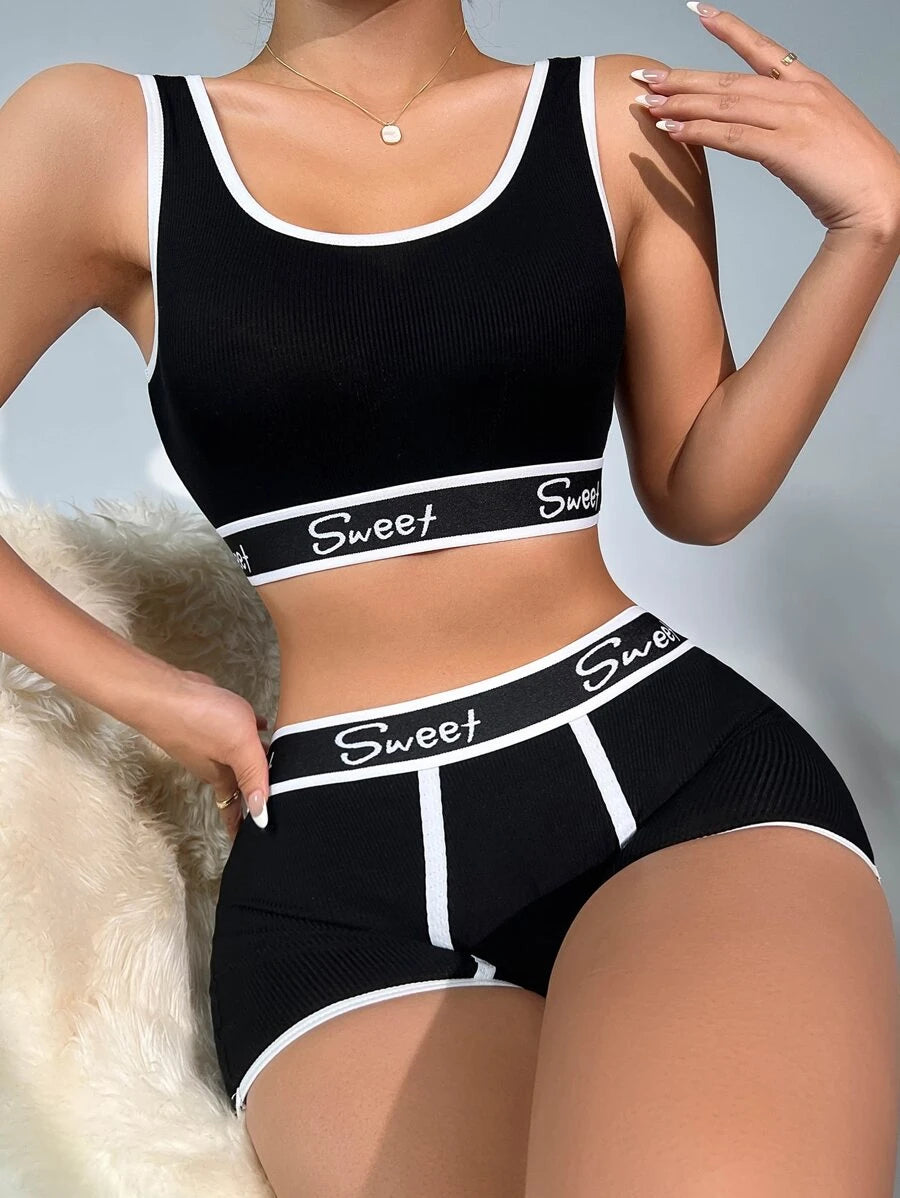 Letter Graphic Contrast Binding Lingerie Set