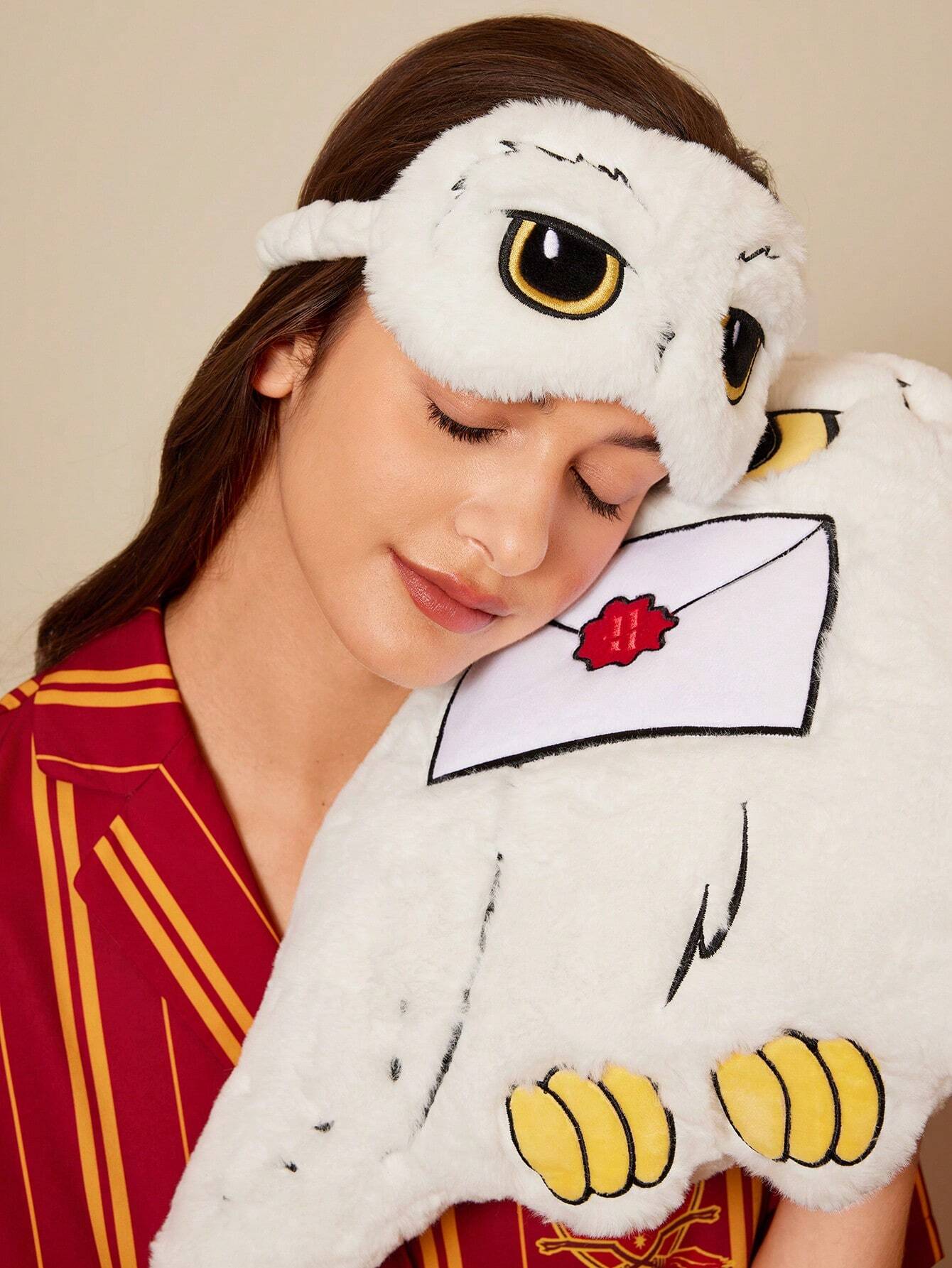 Hedwig Embroidery Plush Sleep Mask For Bedroom