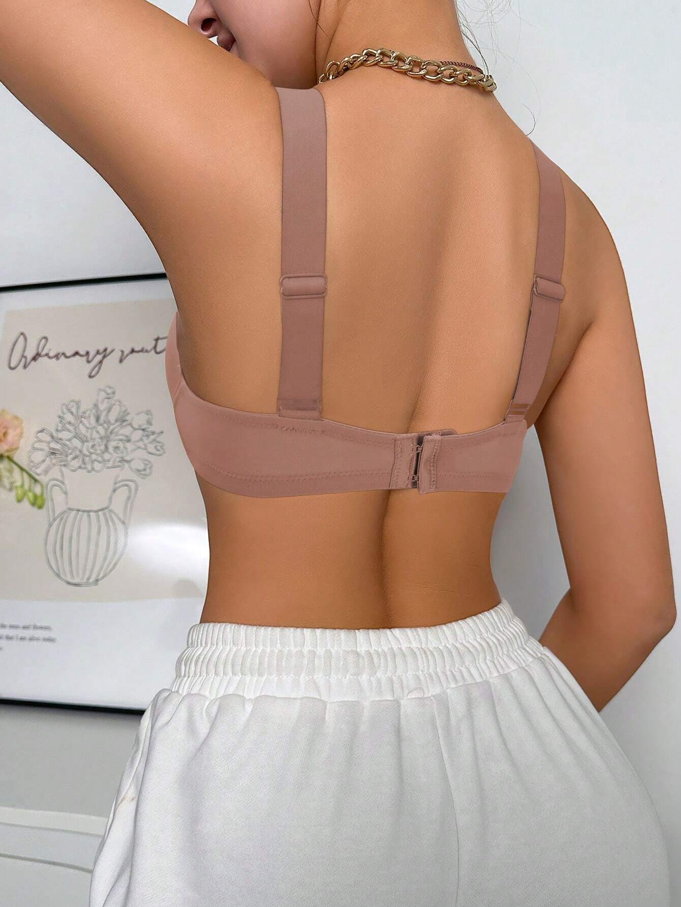 Women's Daily Casual Soft &amp; Comfortable Wide Strap Push-Up Bra With Seamless &amp; Underwire Design