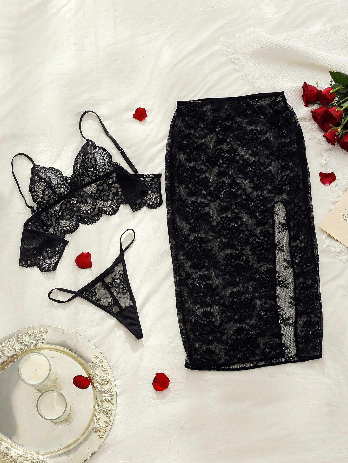 SHEIN Floral Lace Split Thigh Lingerie Set