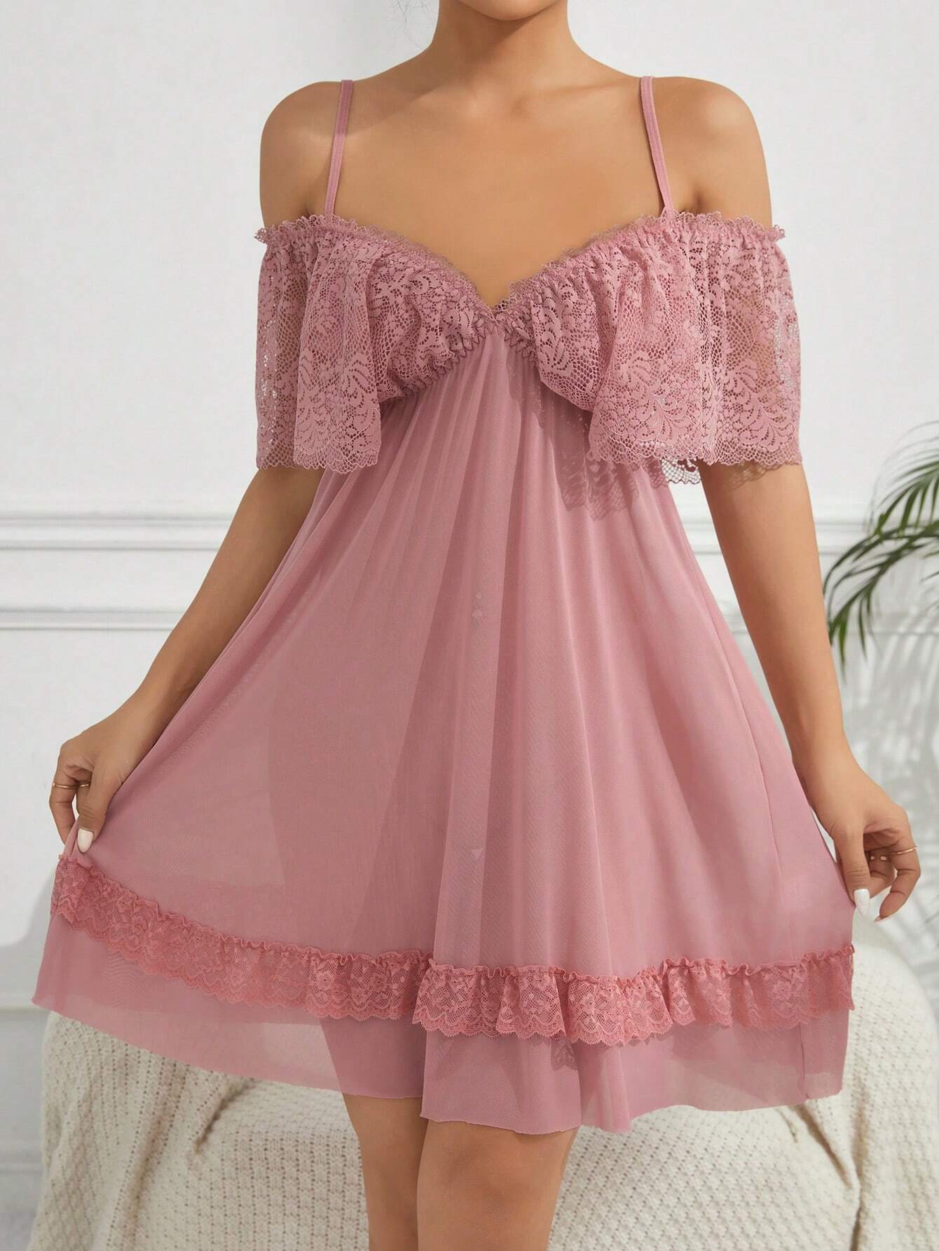 Women's Lace Patchwork Off Shoulder Nightgown