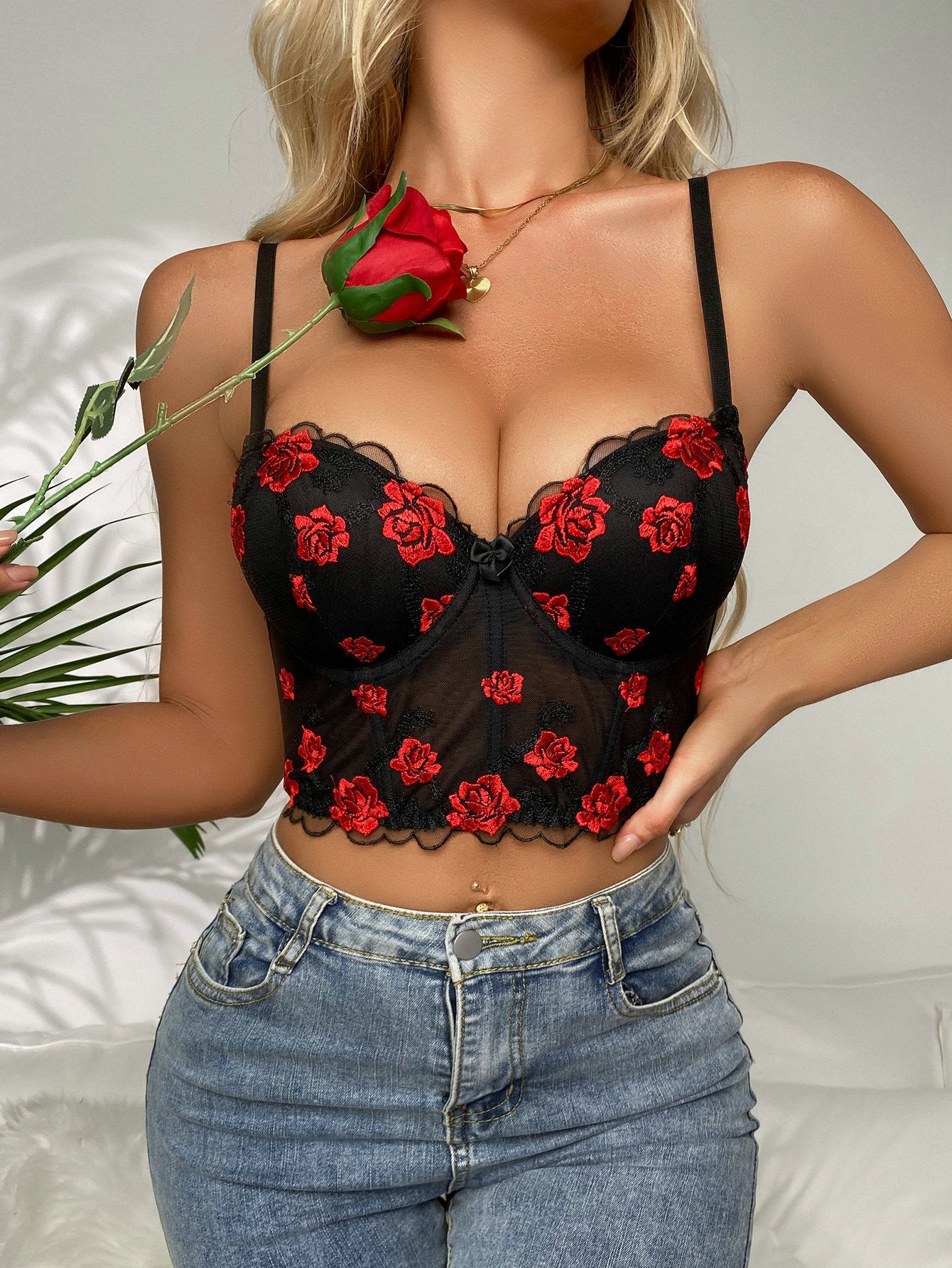 Floral Embroidery Mesh Scallop Trim Underwire Bra