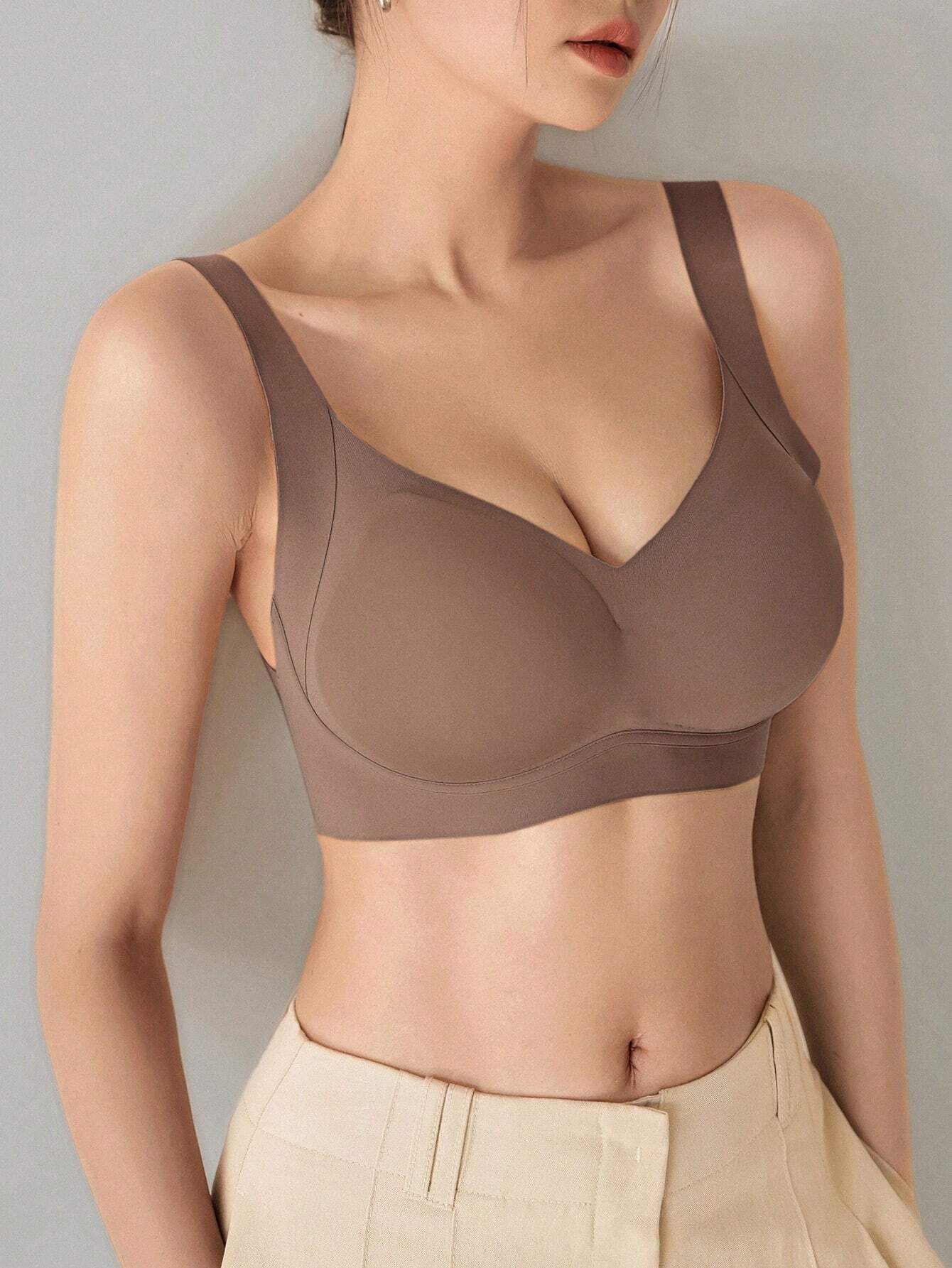 DAZY Women Seamless Solid Simple Comfortable Wireless Bra